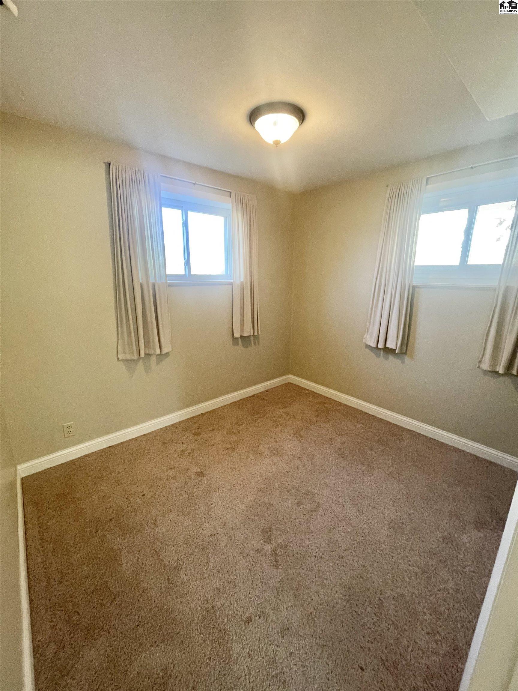 1201 Lyndon Road Mcpherson KS 67460