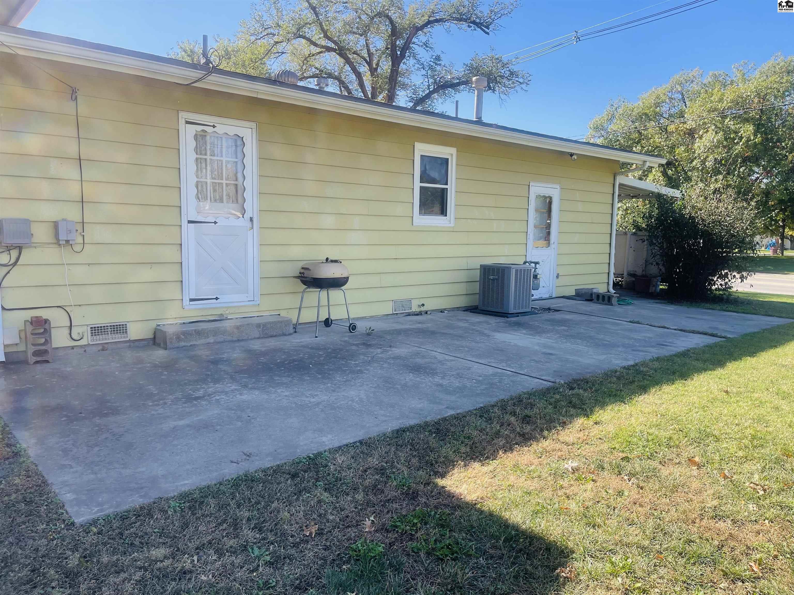 1201 Lyndon Road Mcpherson KS 67460