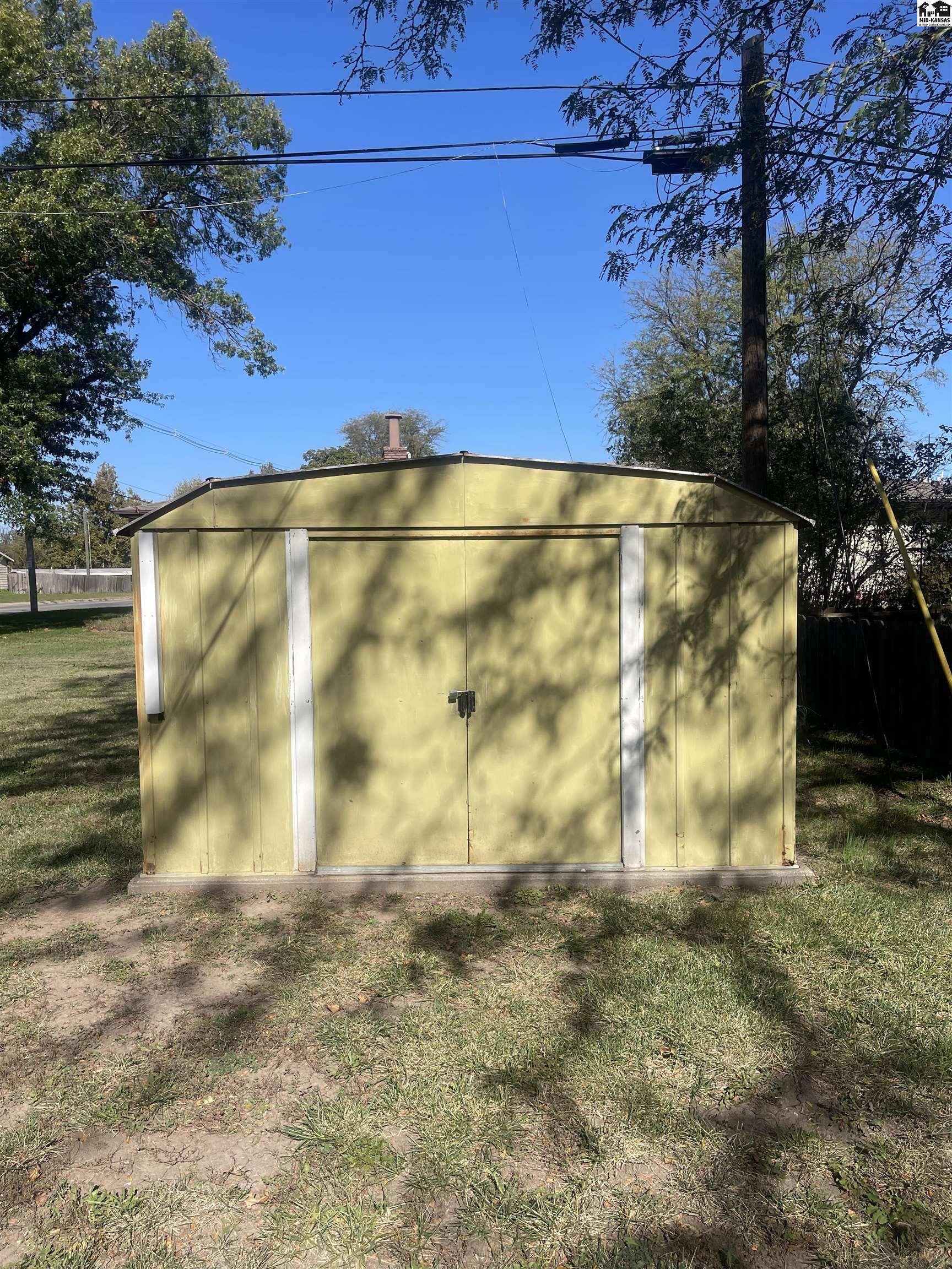 1201 Lyndon Road Mcpherson KS 67460