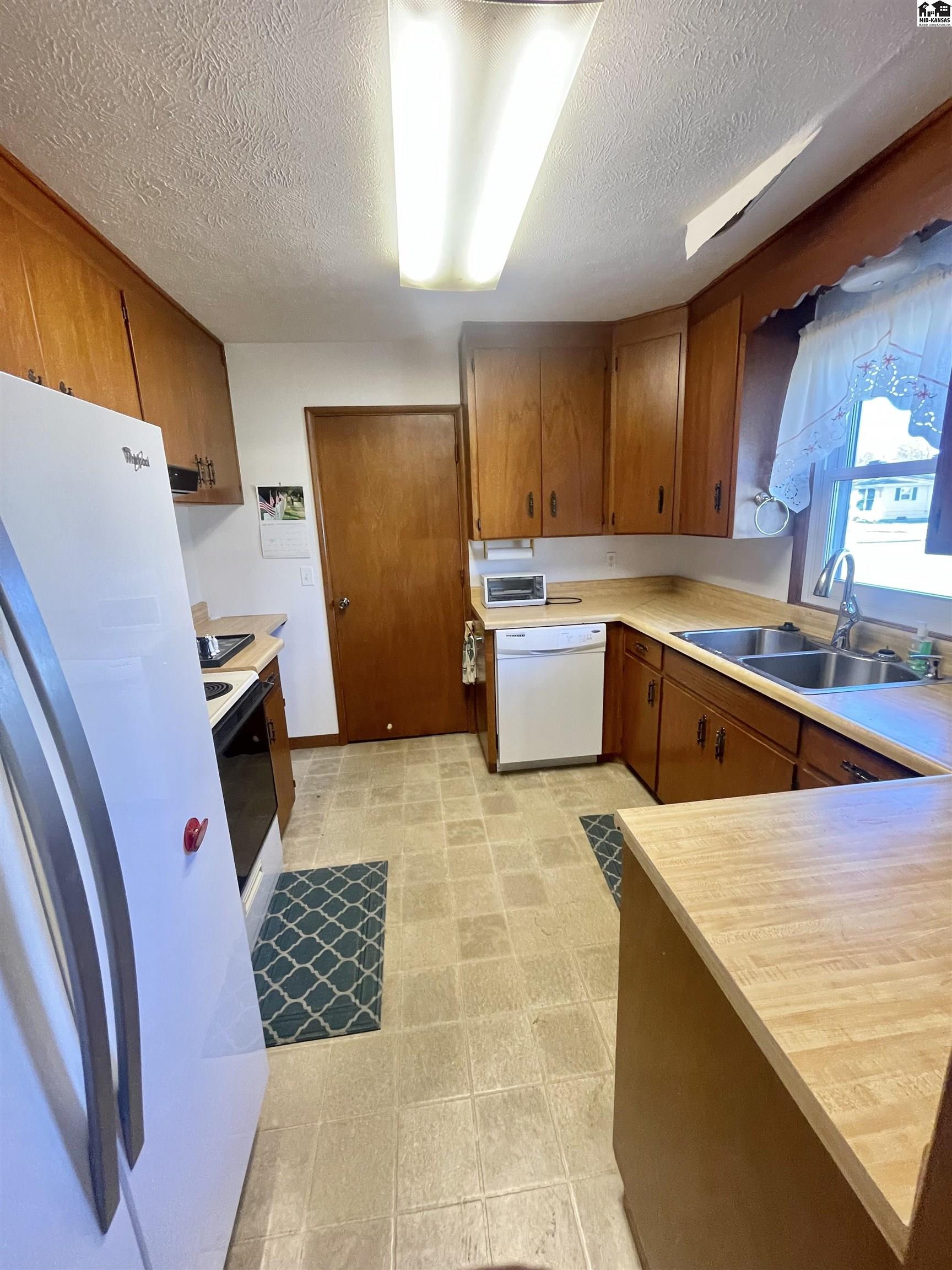 1201 Lyndon Road Mcpherson KS 67460