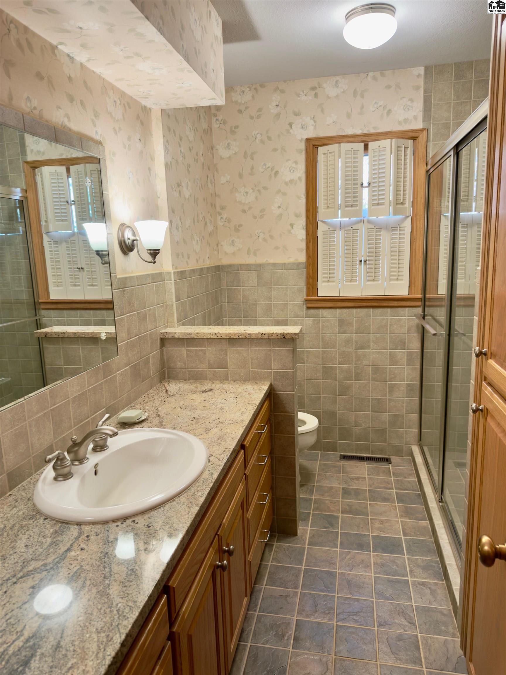 1 Hilltop Drive Hutchinson KS 67502