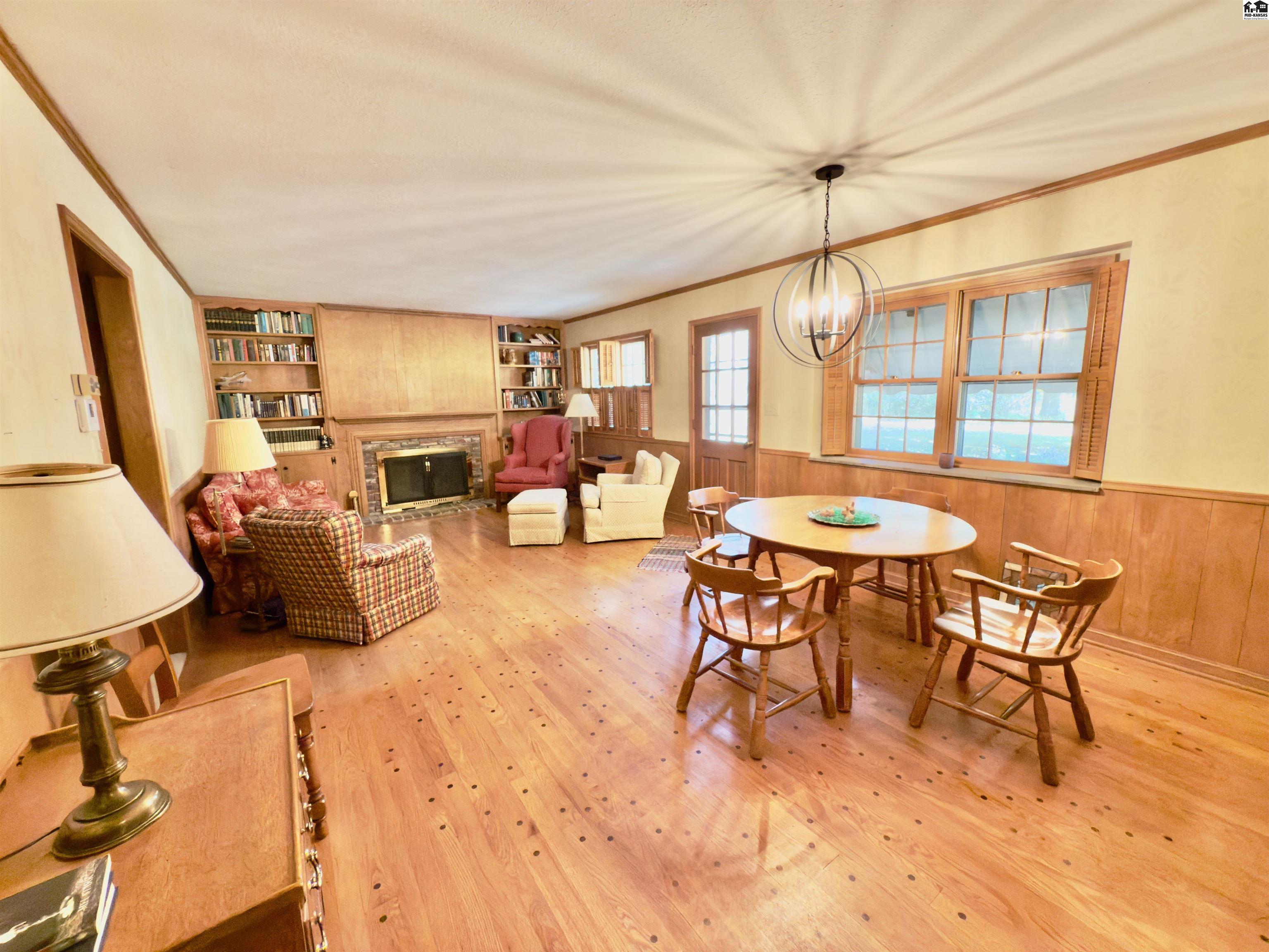 1 Hilltop Drive Hutchinson KS 67502