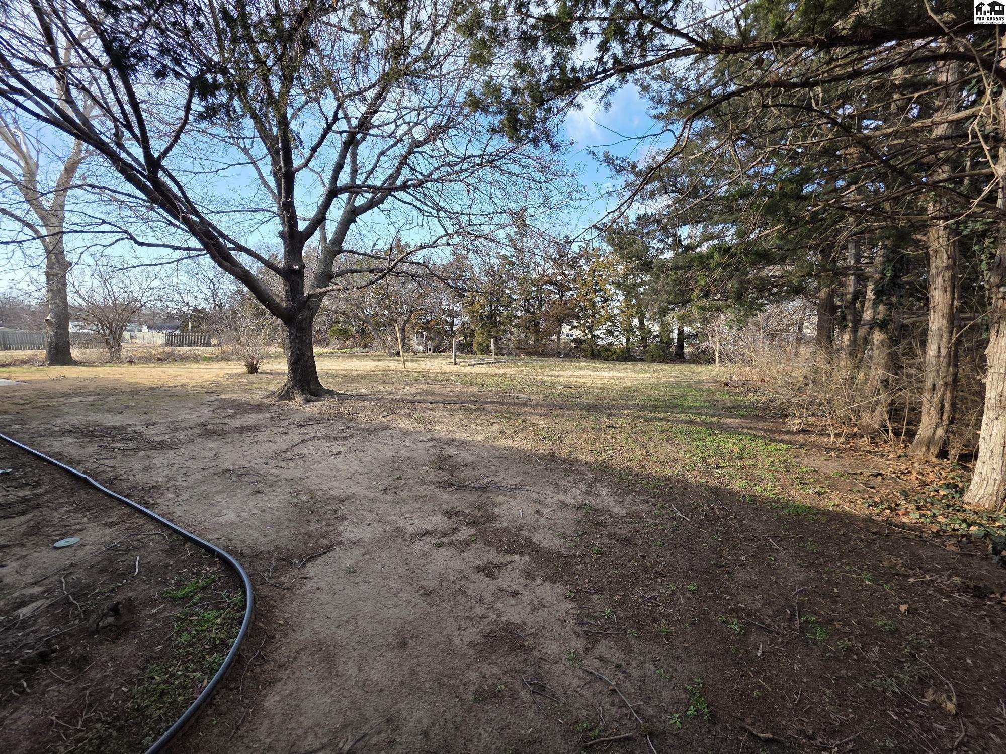 1316 W 30th Avenue Hutchinson KS 67502