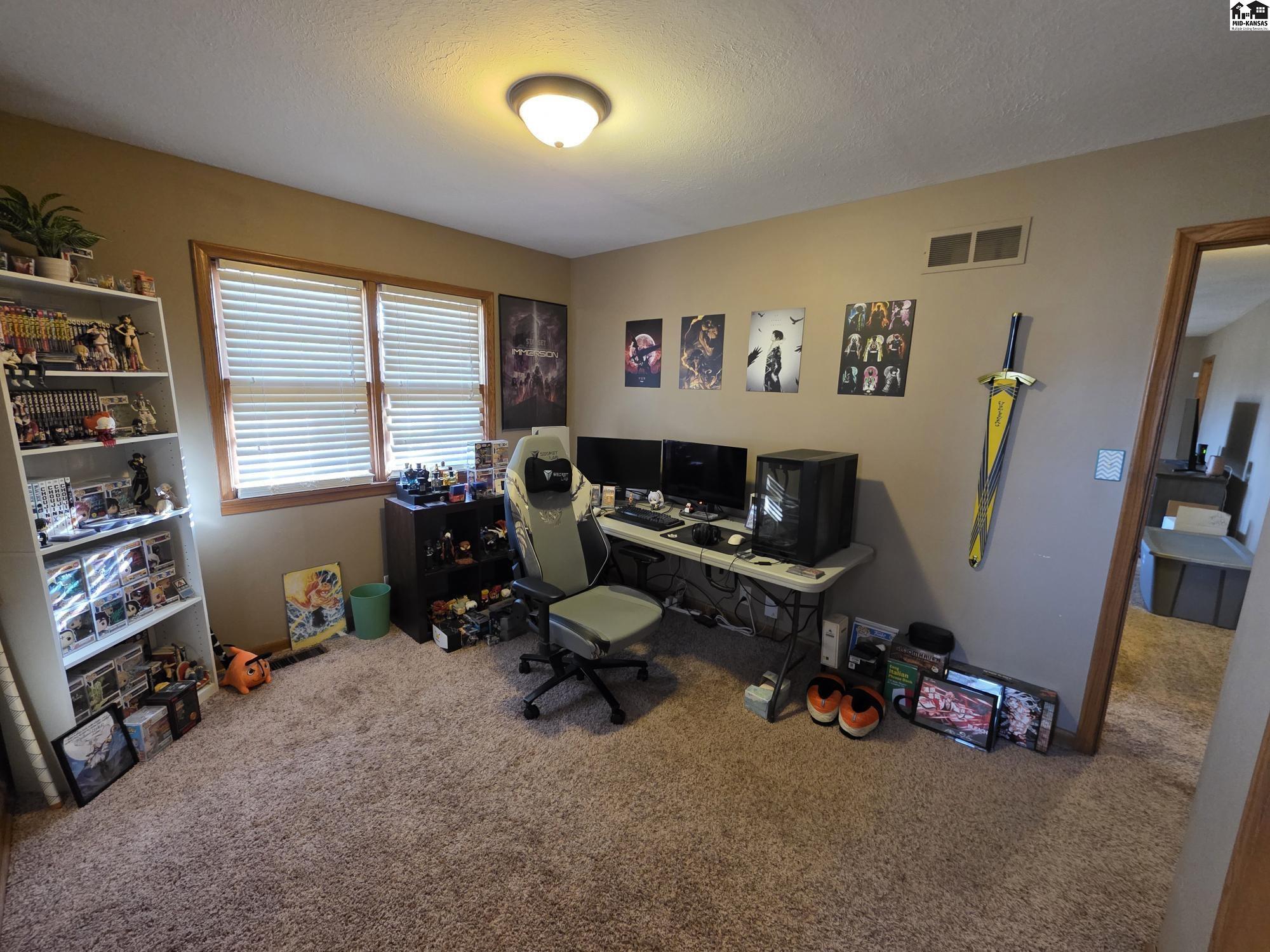 1316 W 30th Avenue Hutchinson KS 67502