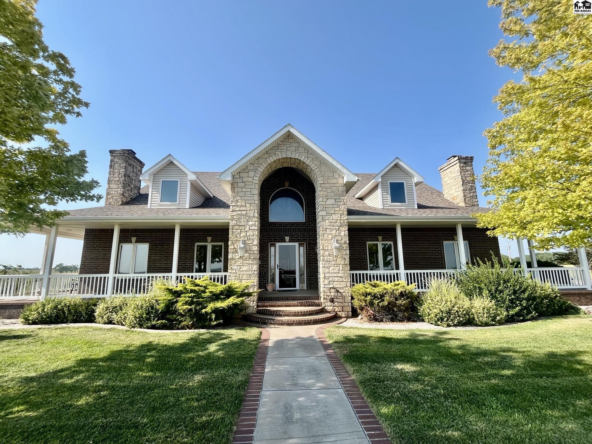 1310 E Arlington Road Hutchinson KS 67501