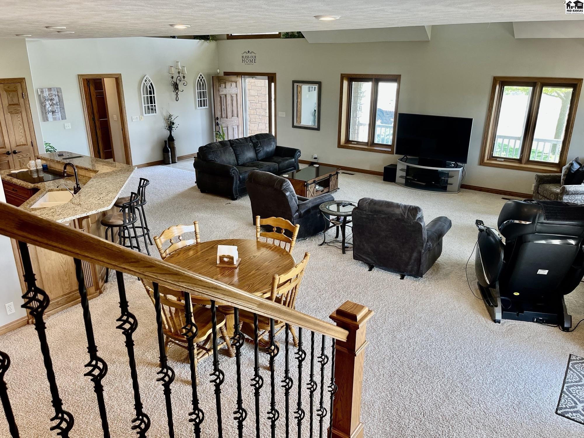 1310 E Arlington Road Hutchinson KS 67501