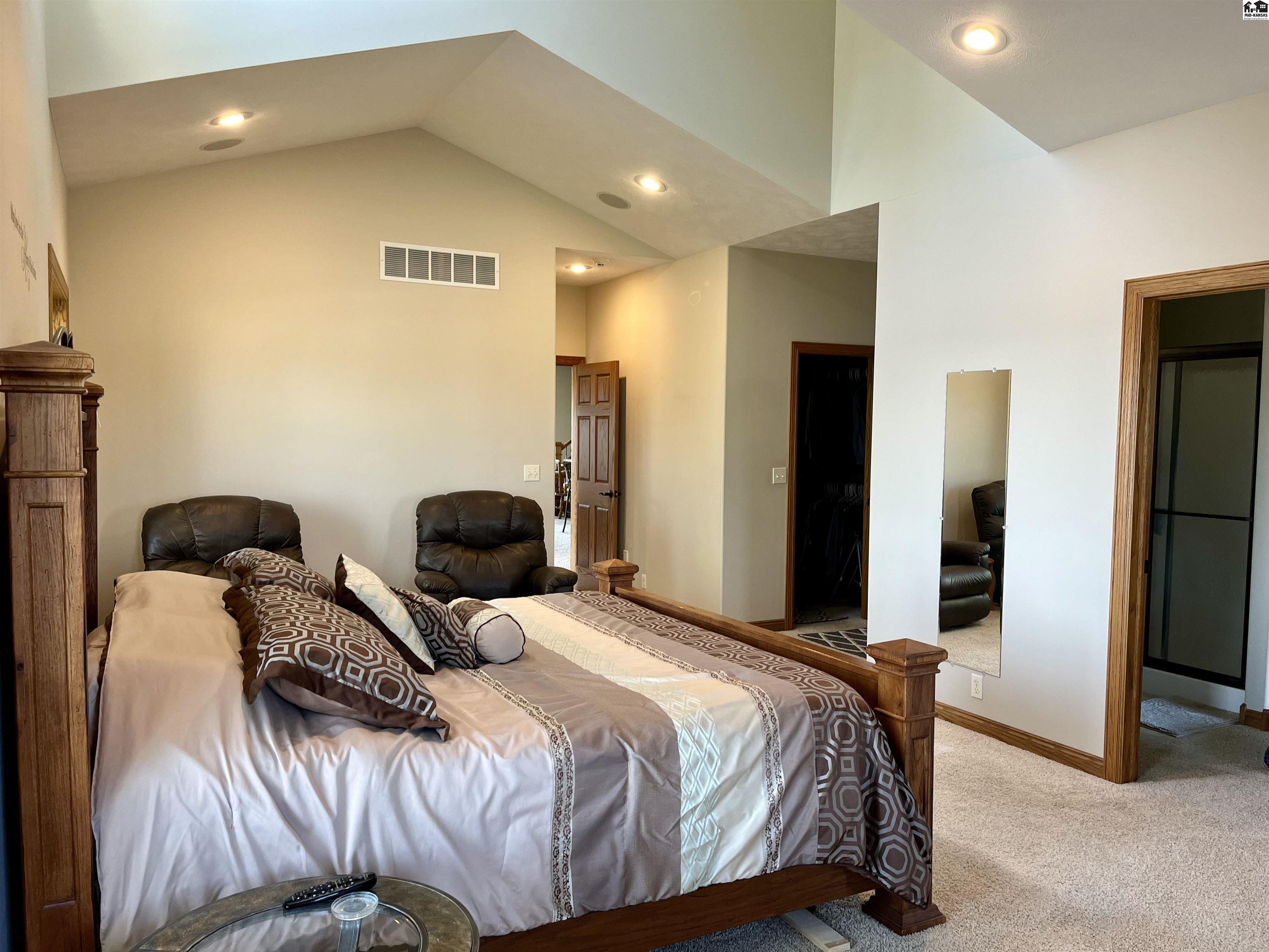 1310 E Arlington Road Hutchinson KS 67501