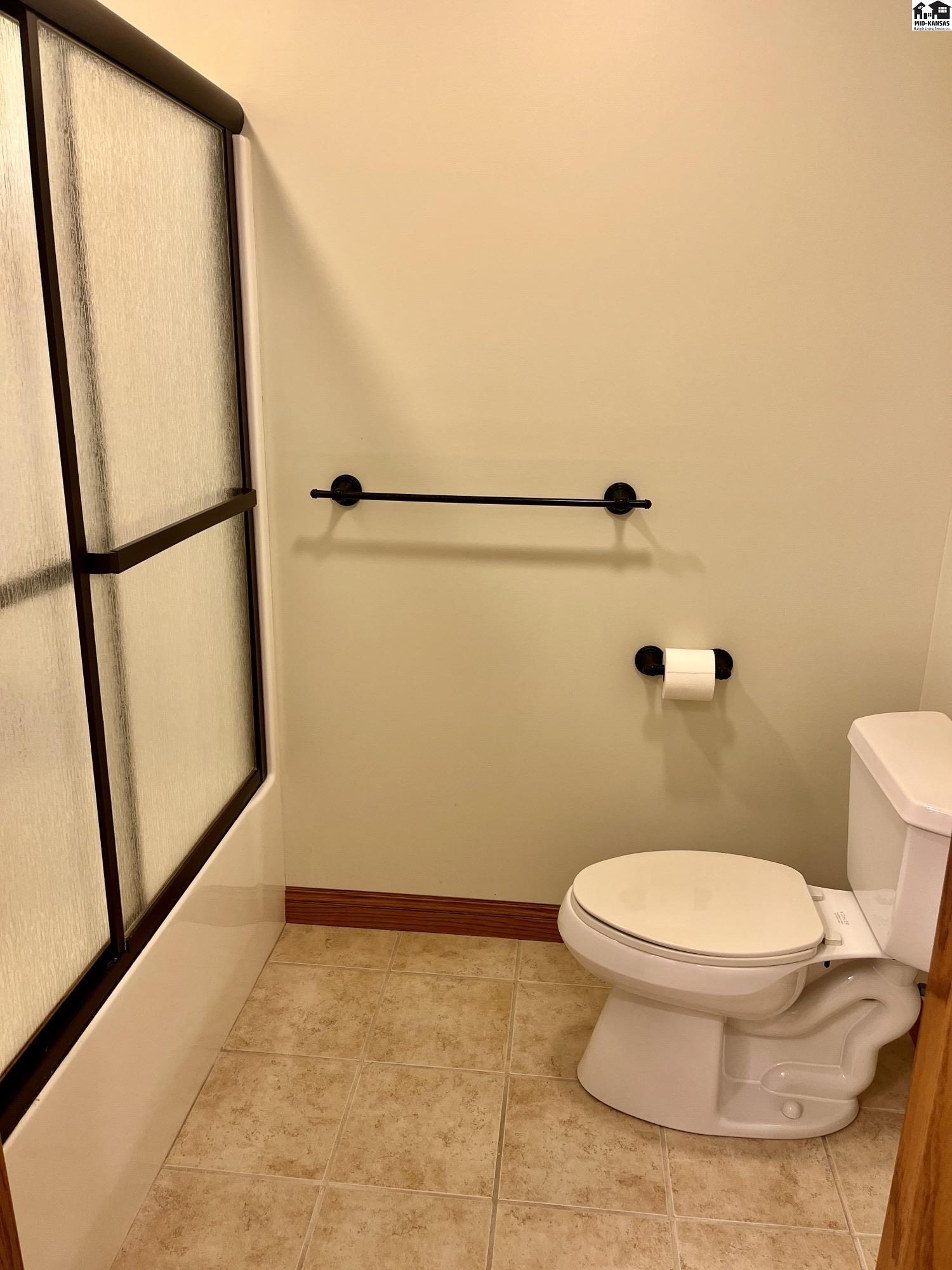 1310 E Arlington Road Hutchinson KS 67501