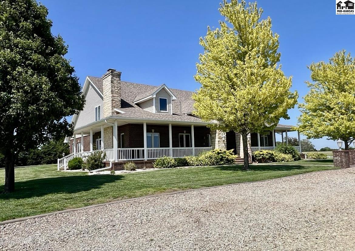 1310 E Arlington Road Hutchinson KS 67501