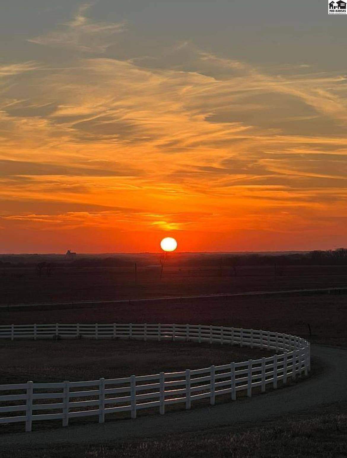 1310 E Arlington Road Hutchinson KS 67501