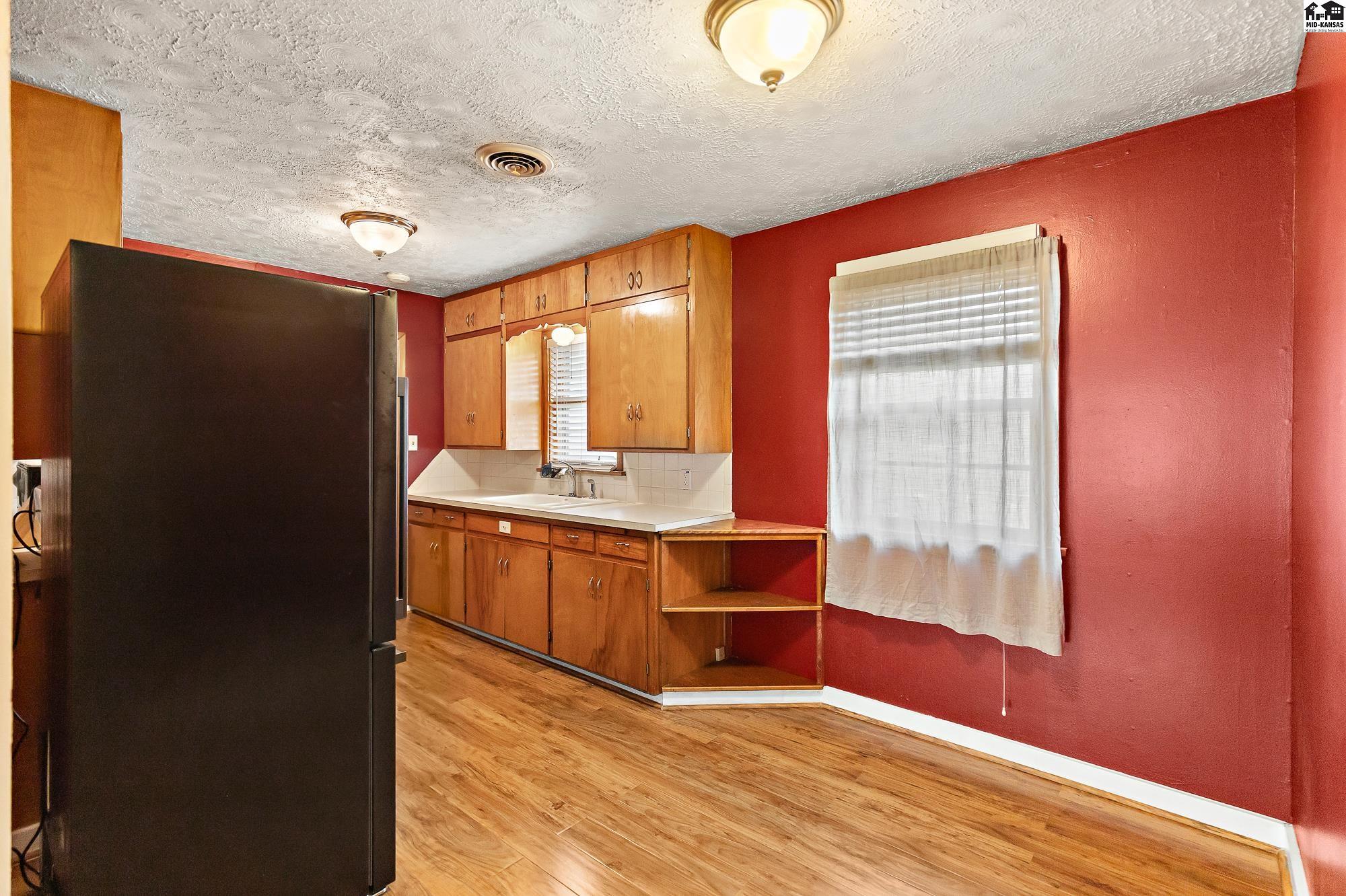 601 E 7th Avenue Hutchinson KS 67501