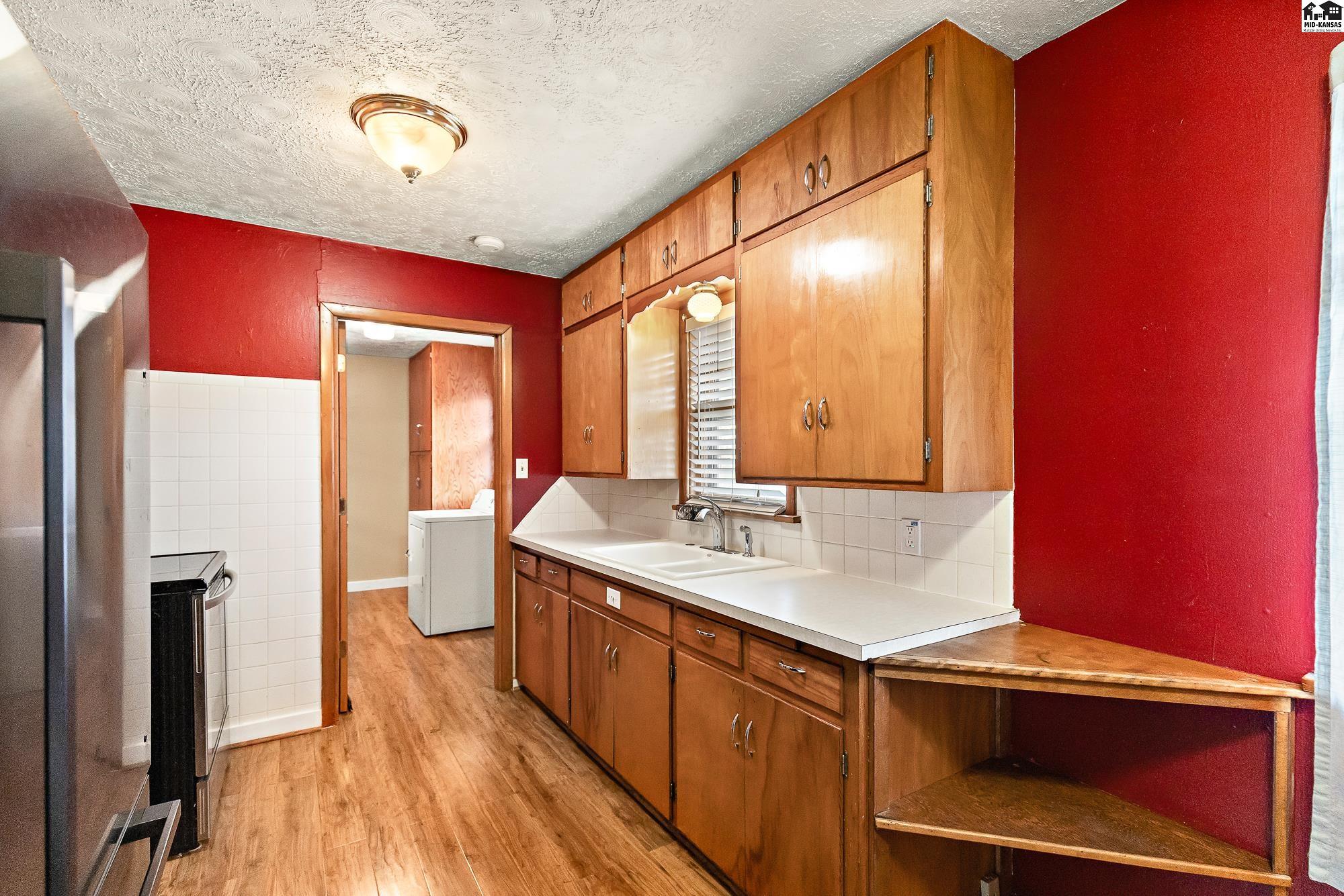 601 E 7th Avenue Hutchinson KS 67501