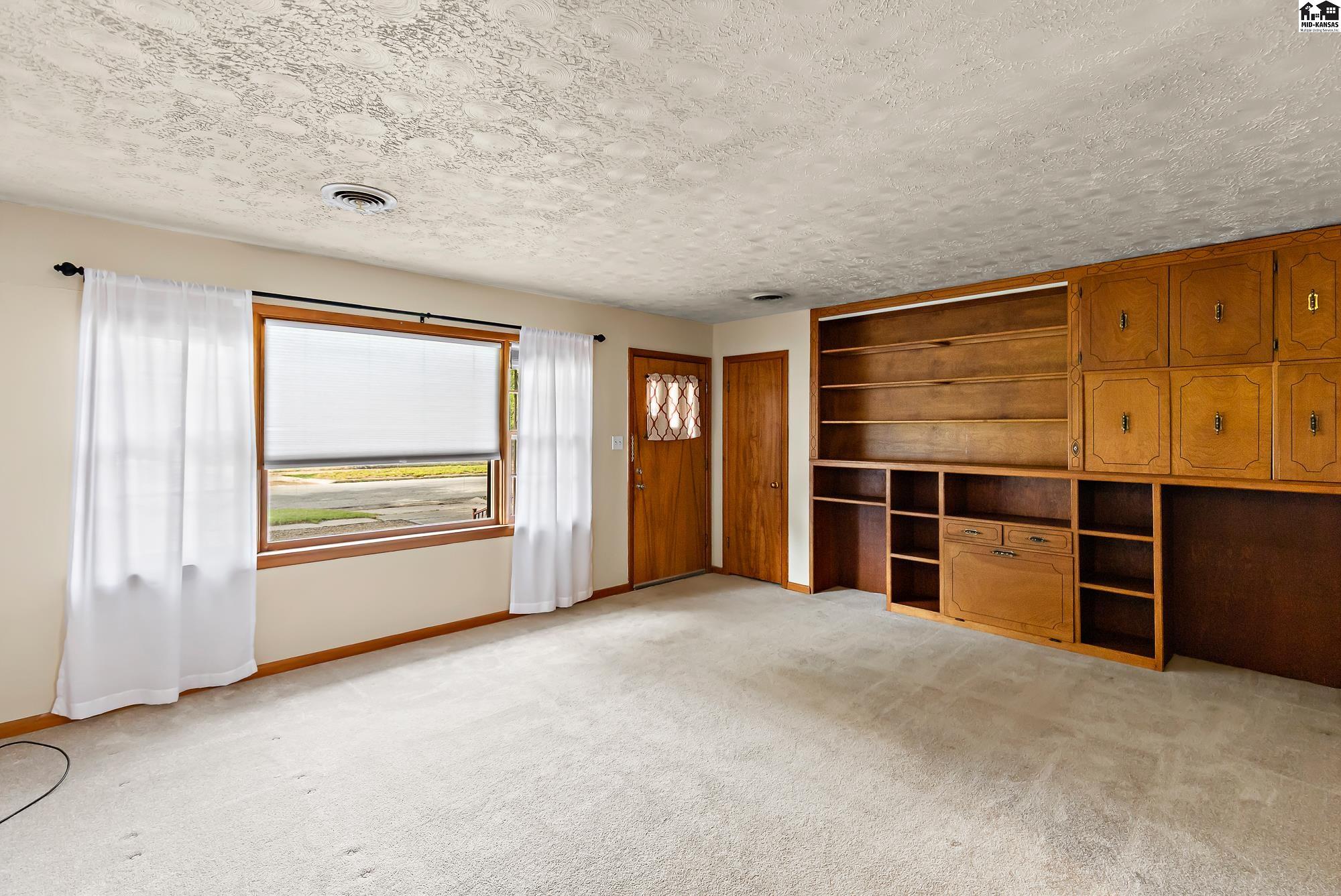 601 E 7th Avenue Hutchinson KS 67501