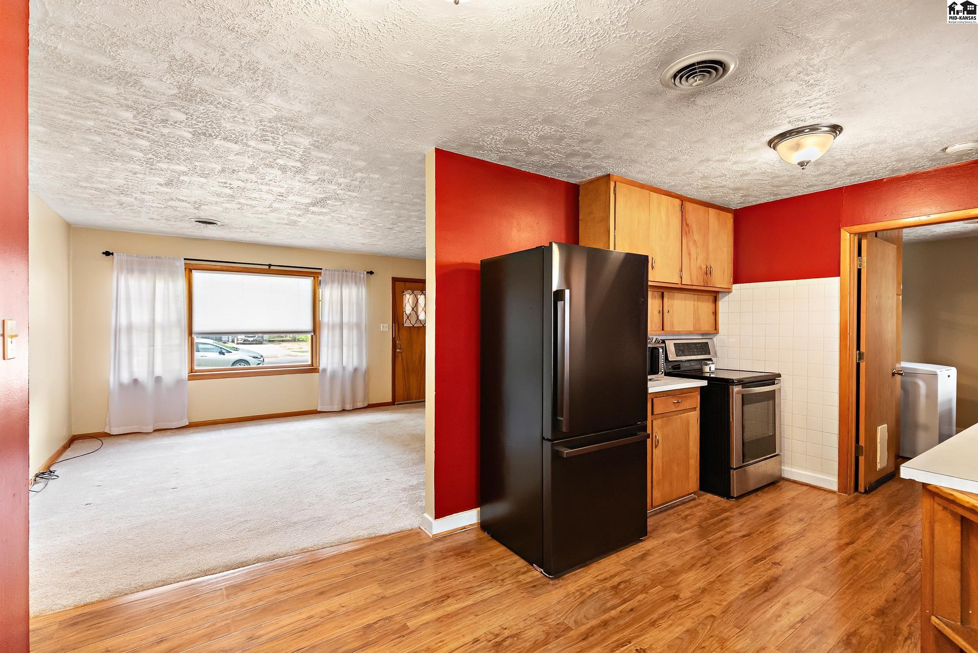 601 E 7th Avenue Hutchinson KS 67501