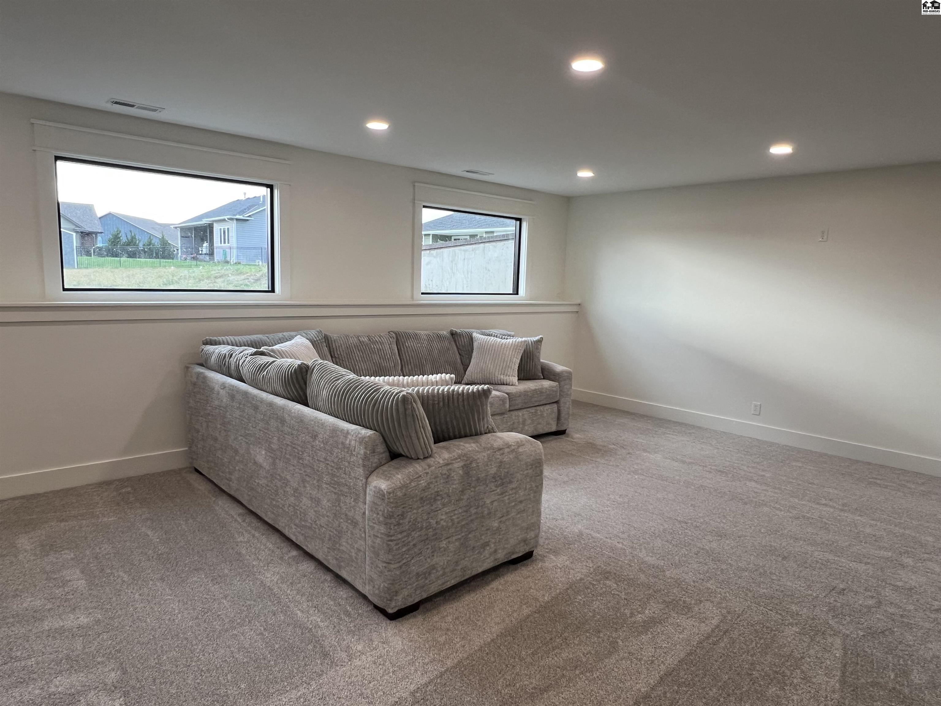 1659 Sonora Drive Mcpherson KS 67460