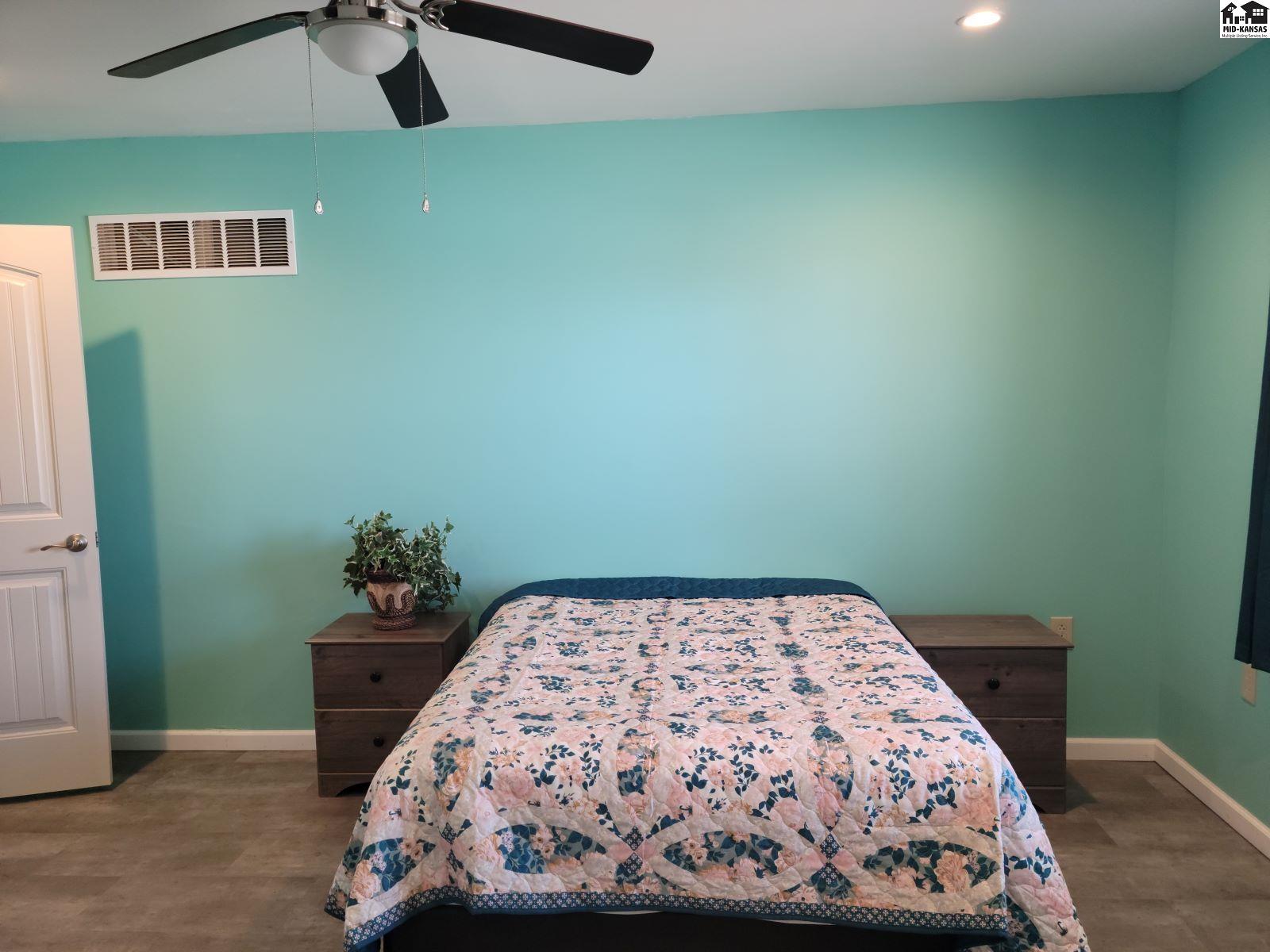 3705 W 6th Avenue Hutchinson KS 67501