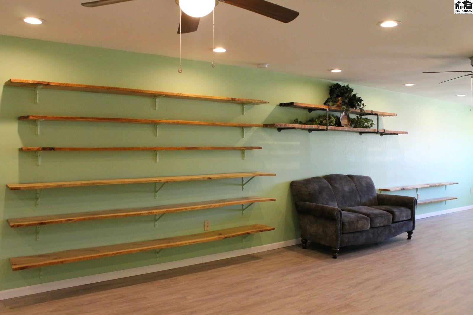 3705 W 6th Avenue Hutchinson KS 67501