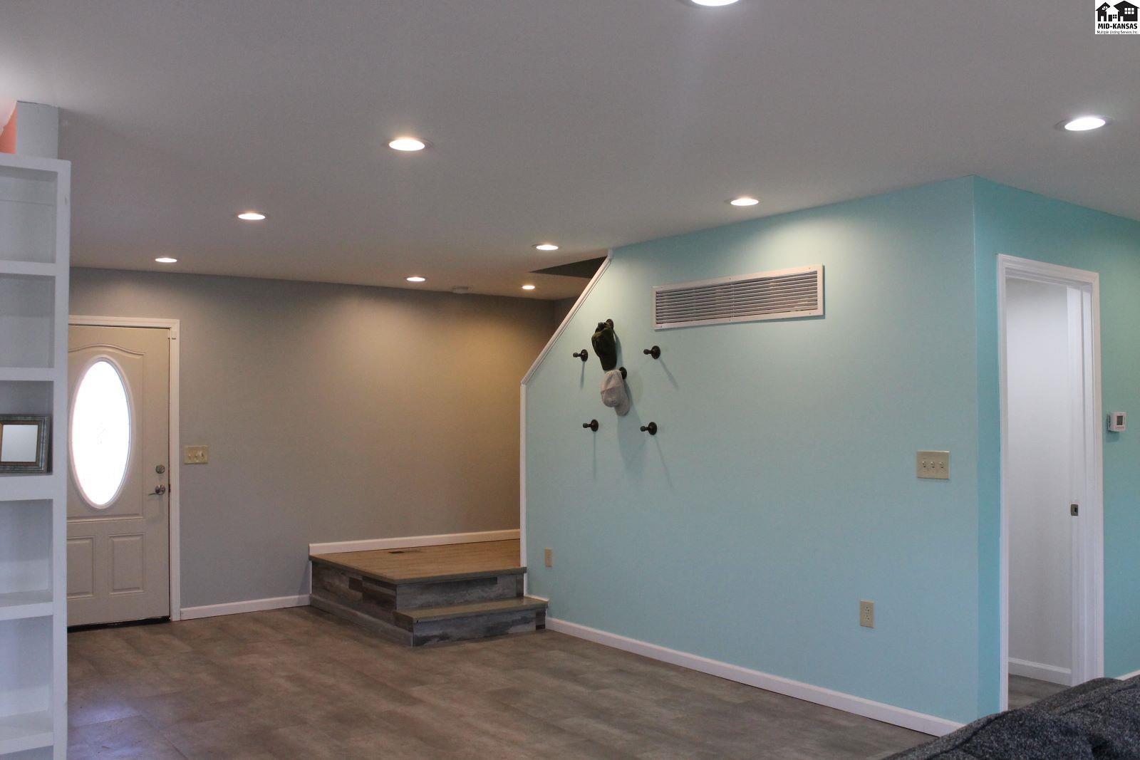 3705 W 6th Avenue Hutchinson KS 67501