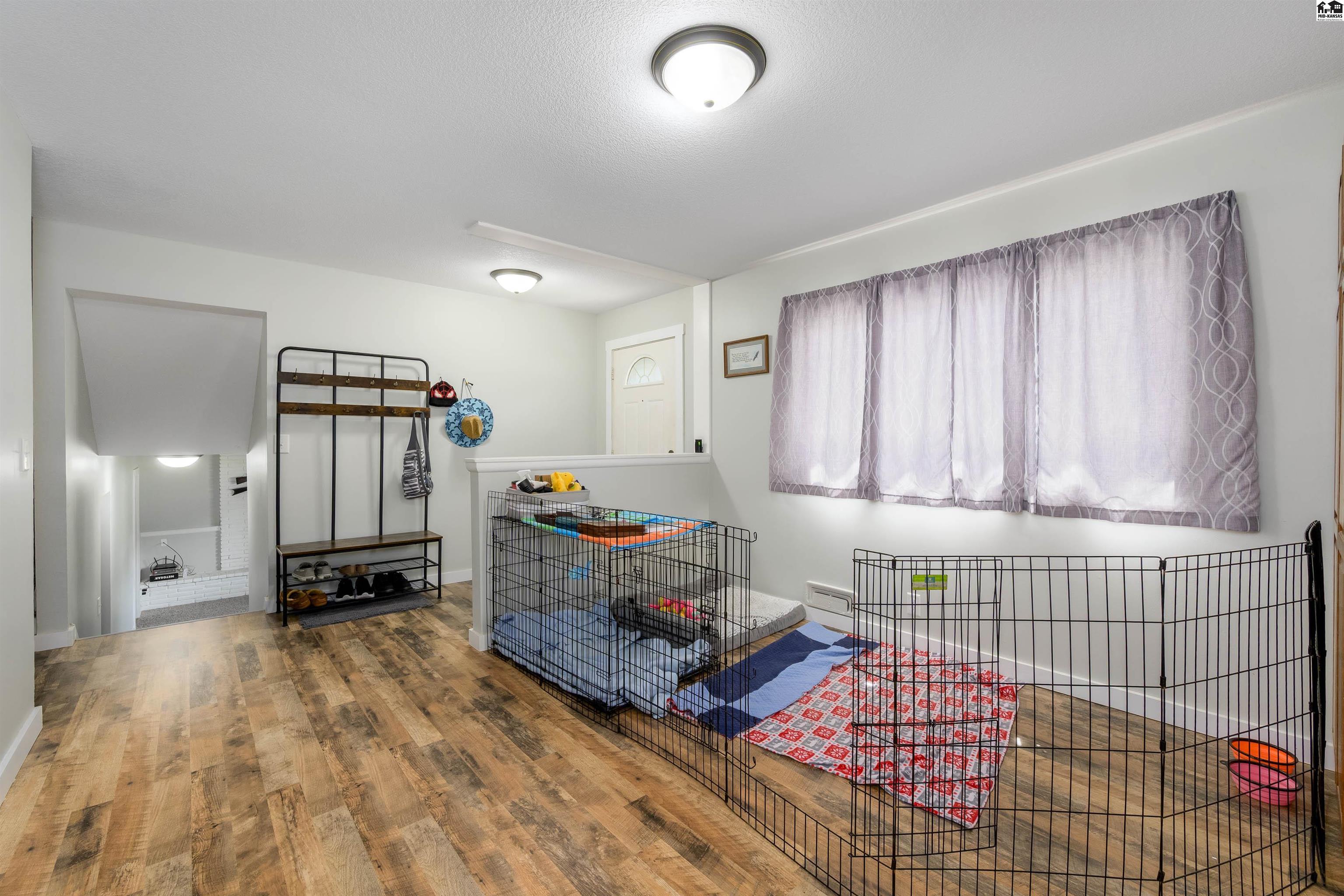 8202 E Morningside Street Wichita KS 67207-1127