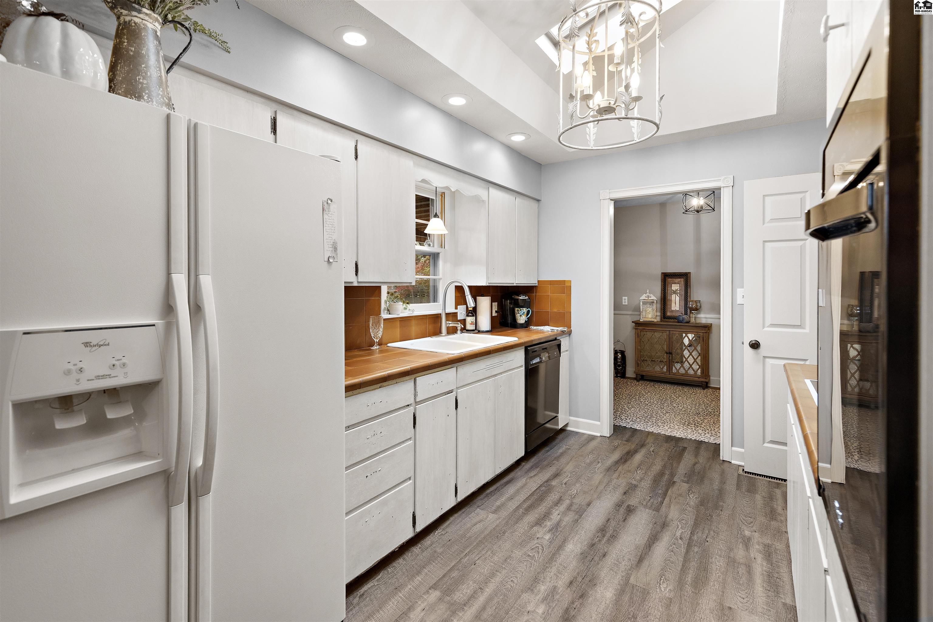 1519 Brookwood Drive Hutchinson KS 67502