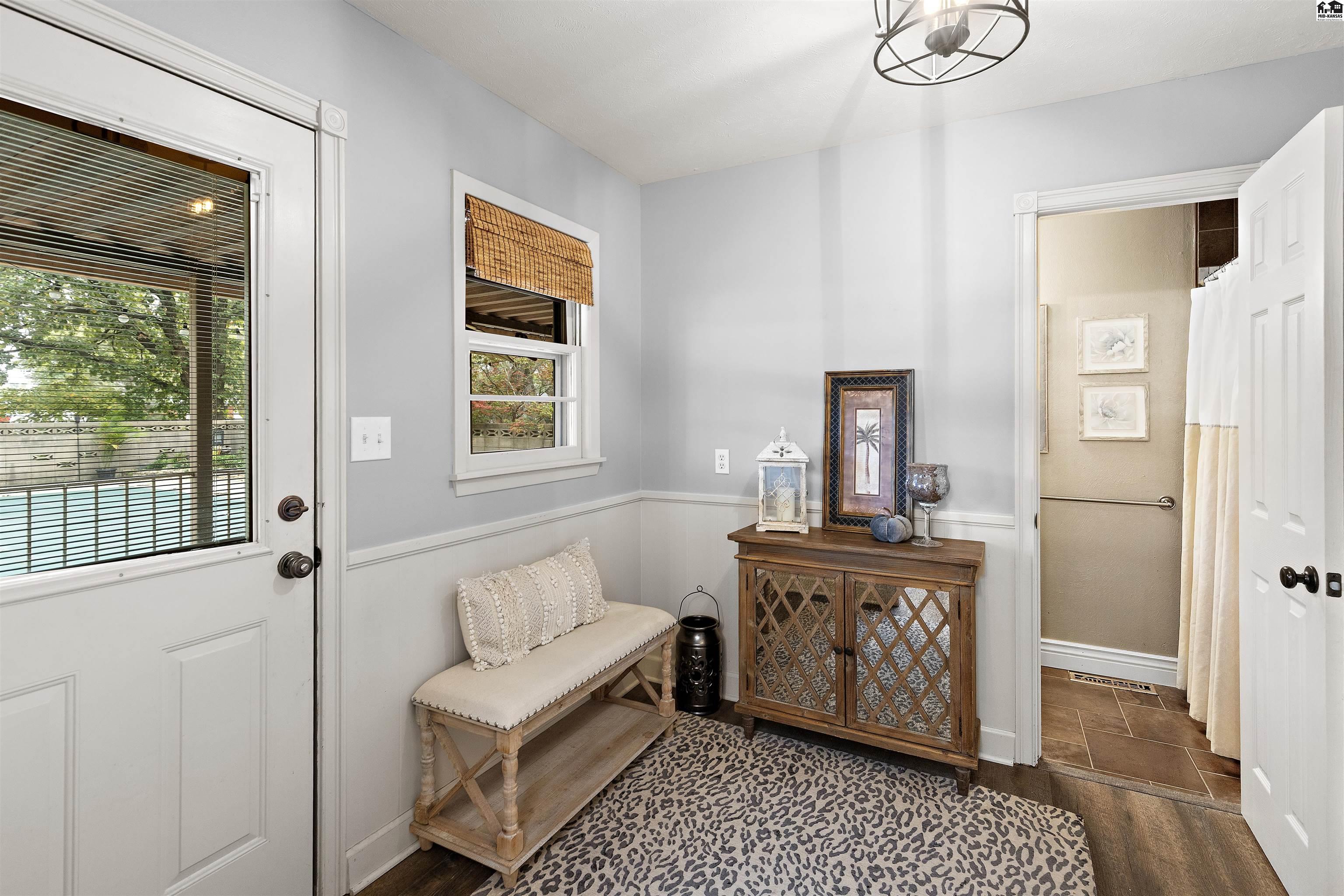 1519 Brookwood Drive Hutchinson KS 67502