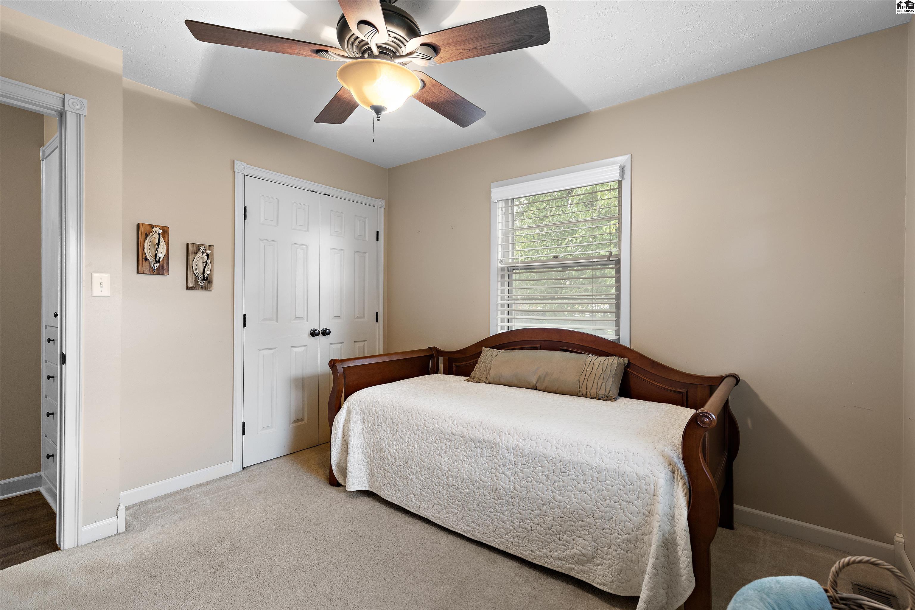 1519 Brookwood Drive Hutchinson KS 67502