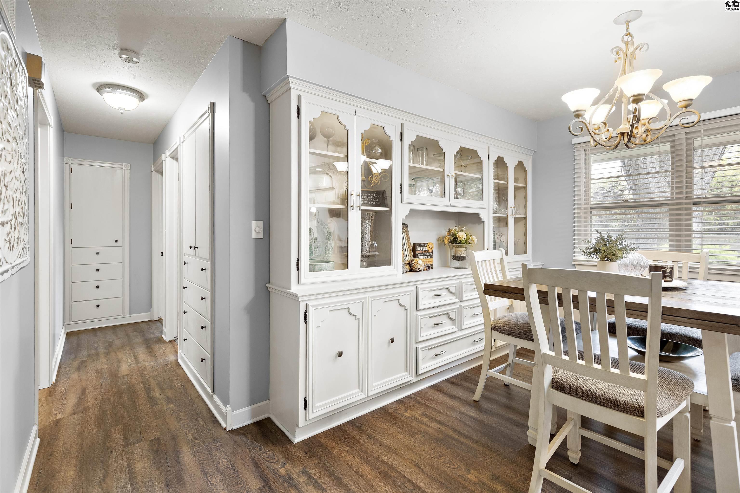 1519 Brookwood Drive Hutchinson KS 67502