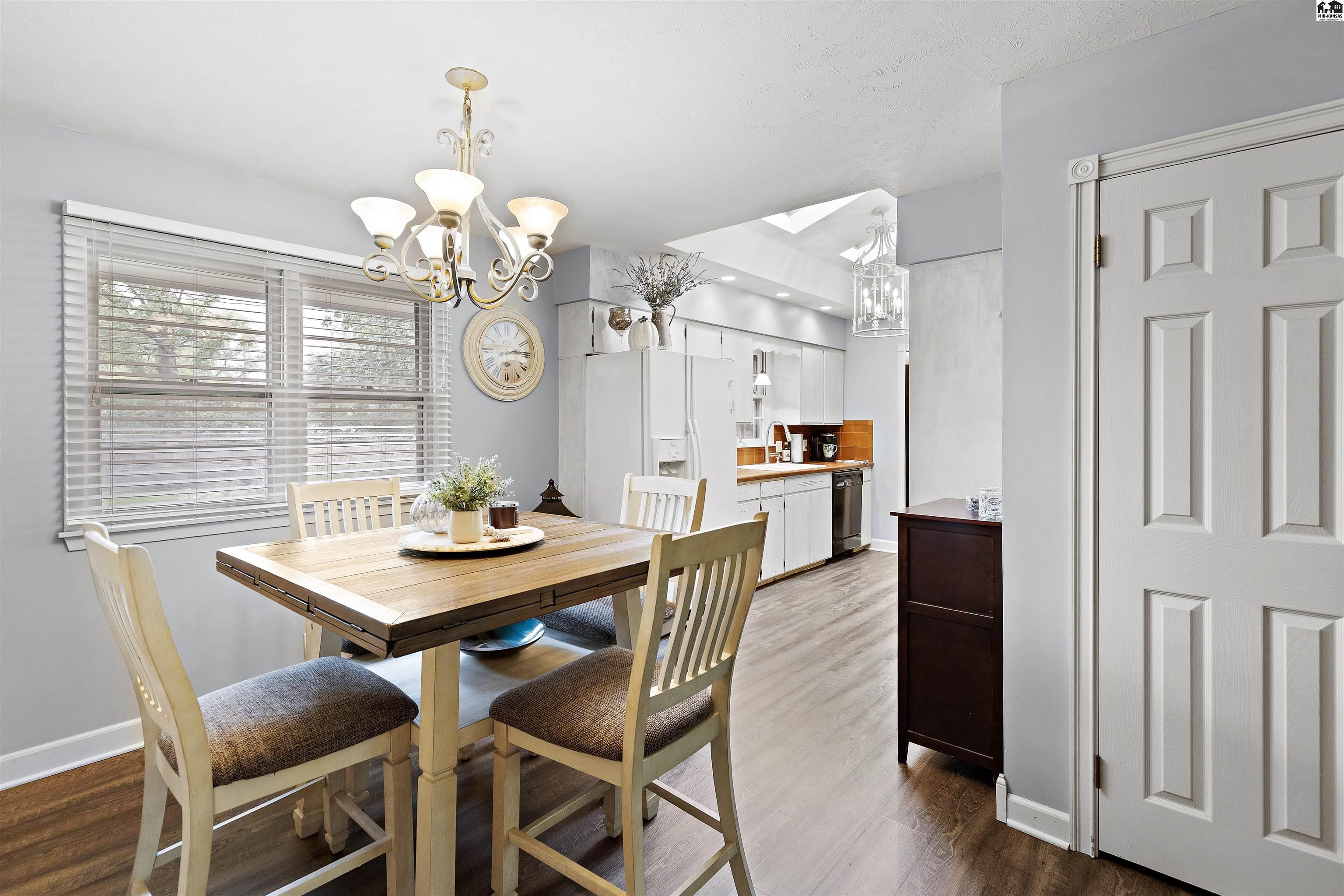 1519 Brookwood Drive Hutchinson KS 67502