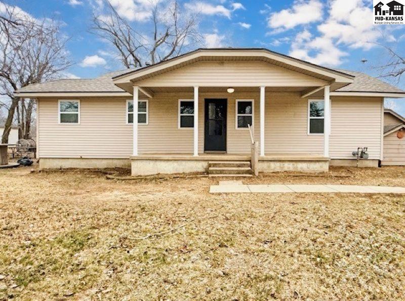 1306 Barnes Lake Road Hutchinson KS 67501