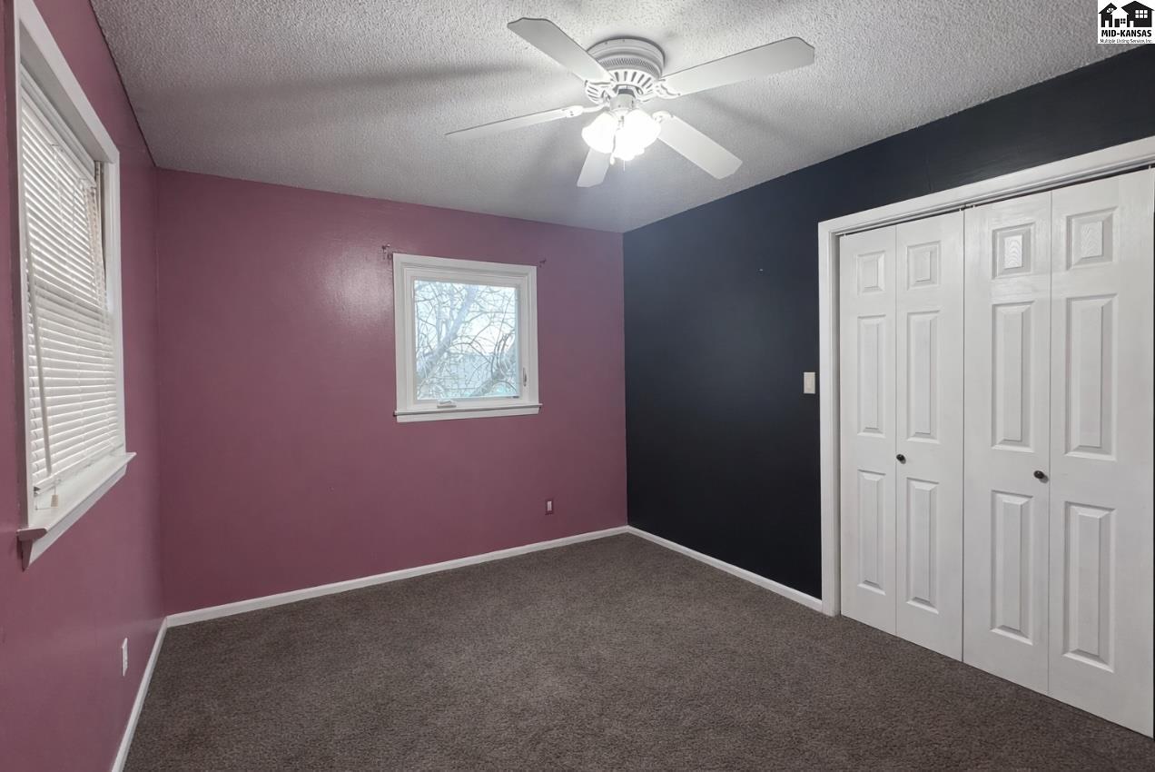 910 E 31st Terrace Hutchinson KS 67502