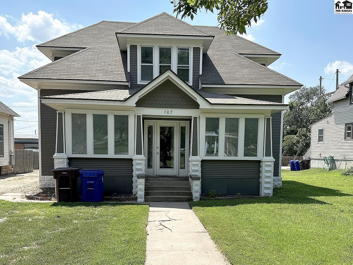 107 N Chestnut Street Mcpherson KS 67460