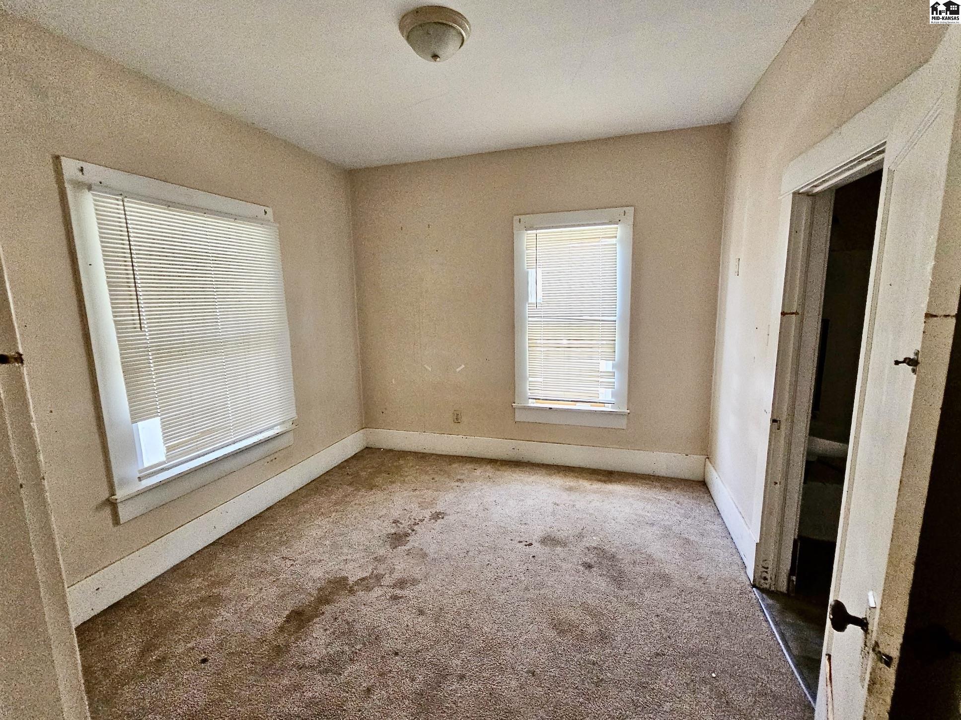 314 N Kansas Street Haven KS 67543