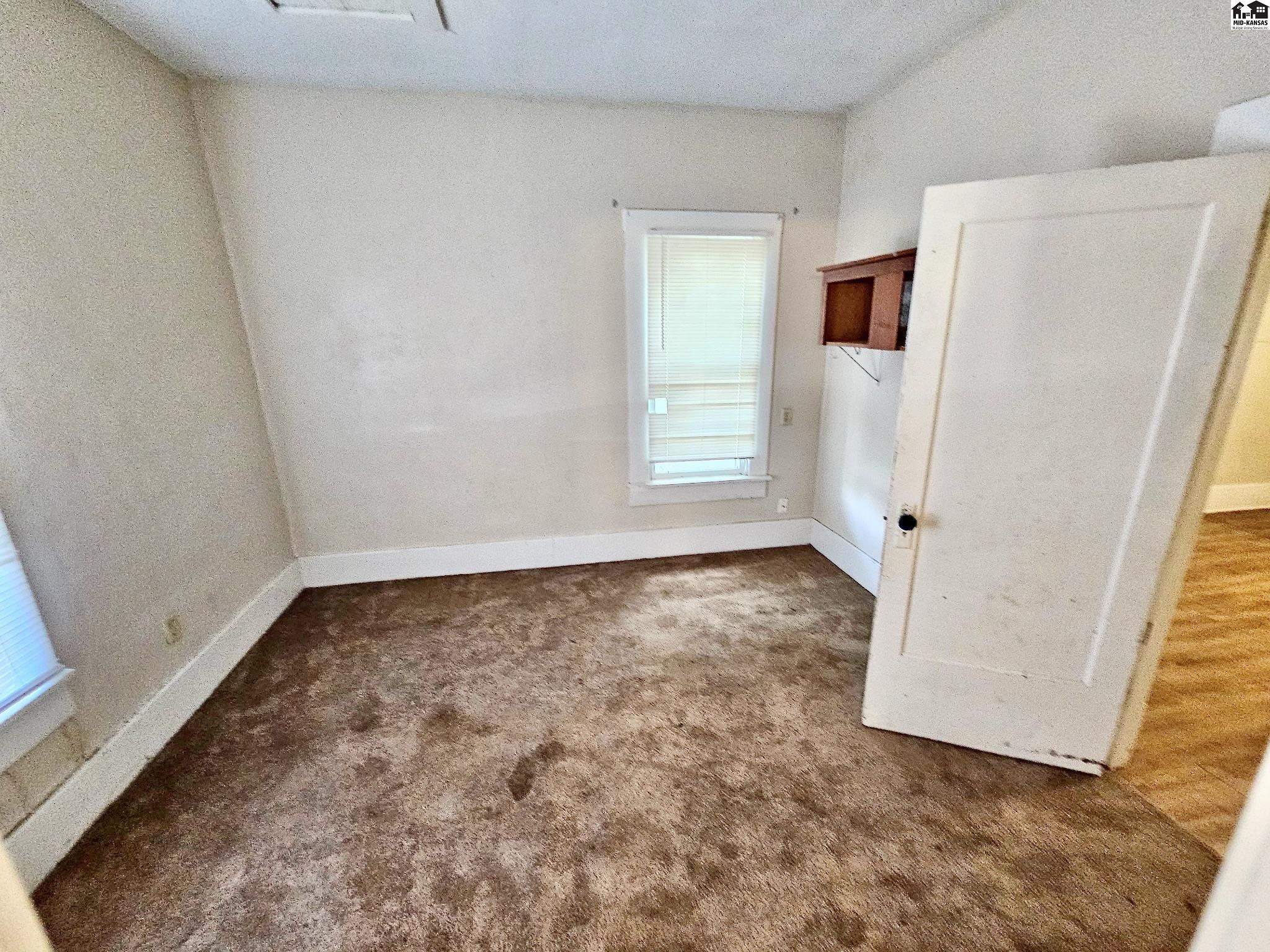 314 N Kansas Street Haven KS 67543