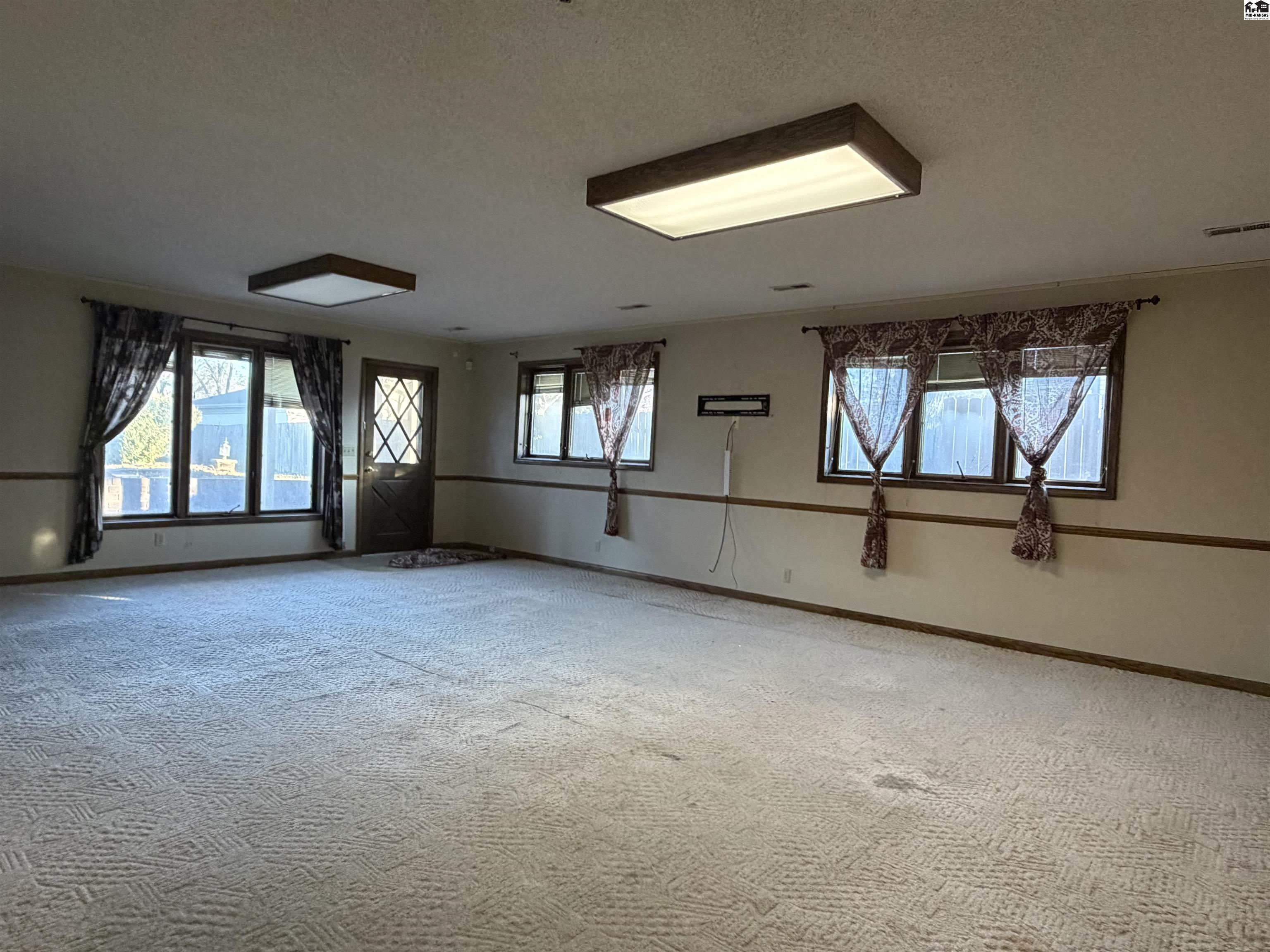 1224 Countryside Drive Mcpherson KS 67460