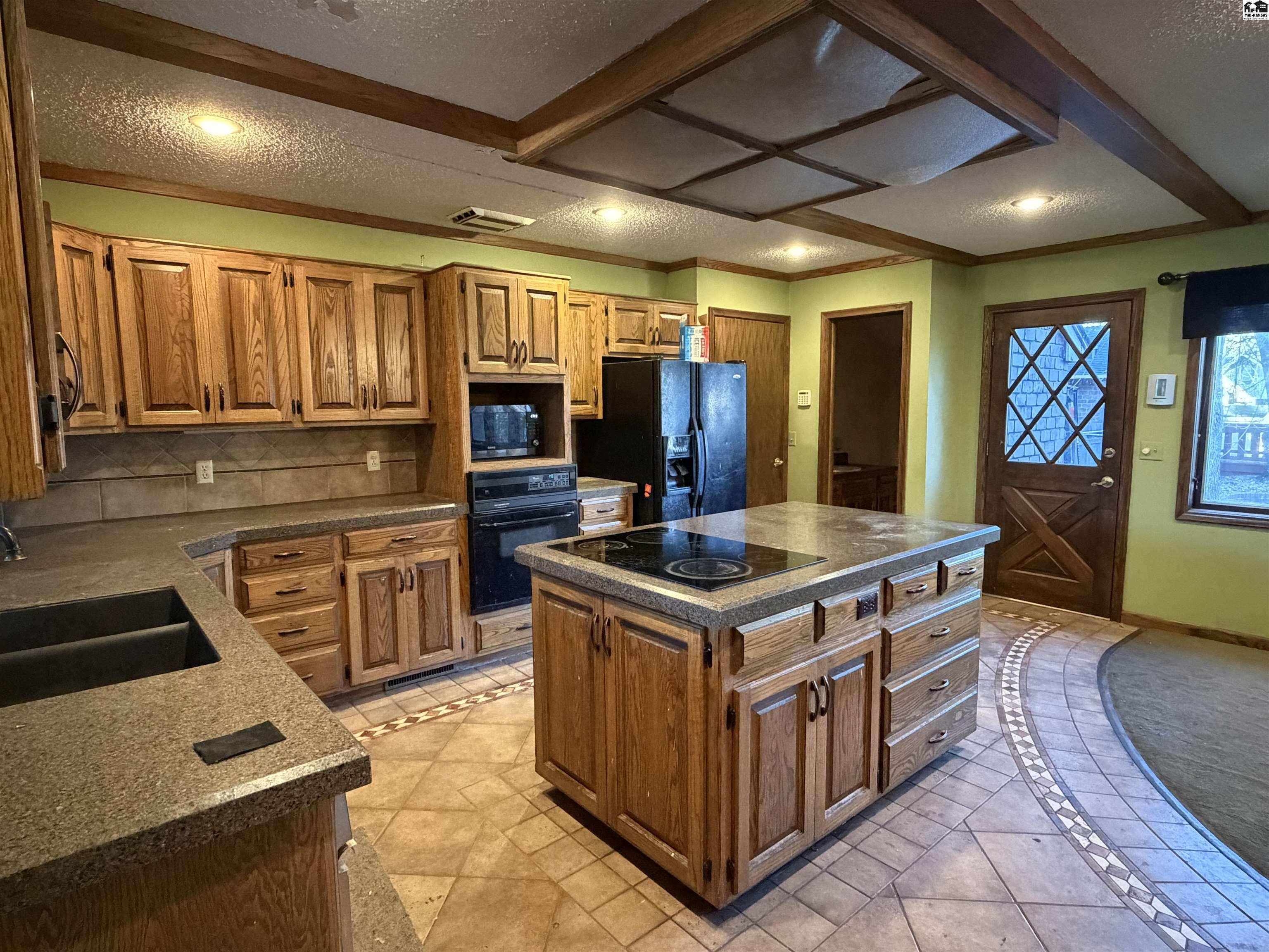 1224 Countryside Drive Mcpherson KS 67460