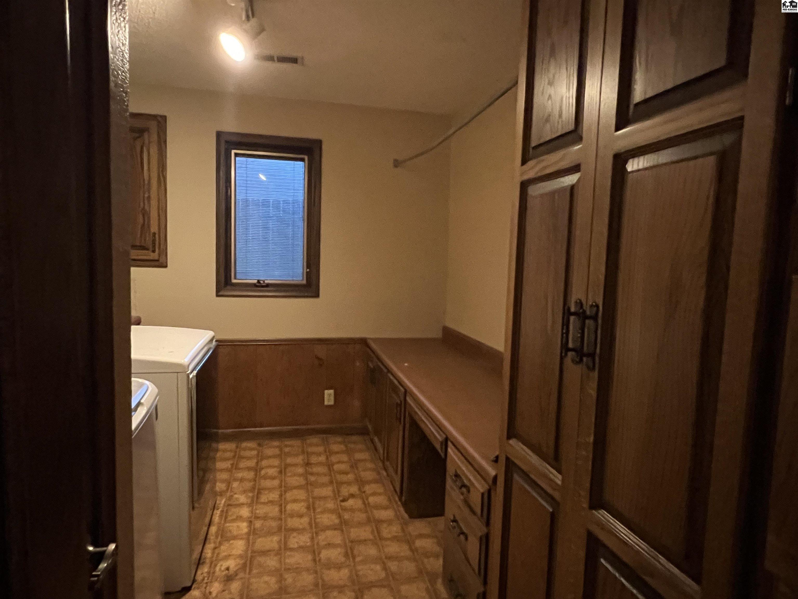 1224 Countryside Drive Mcpherson KS 67460