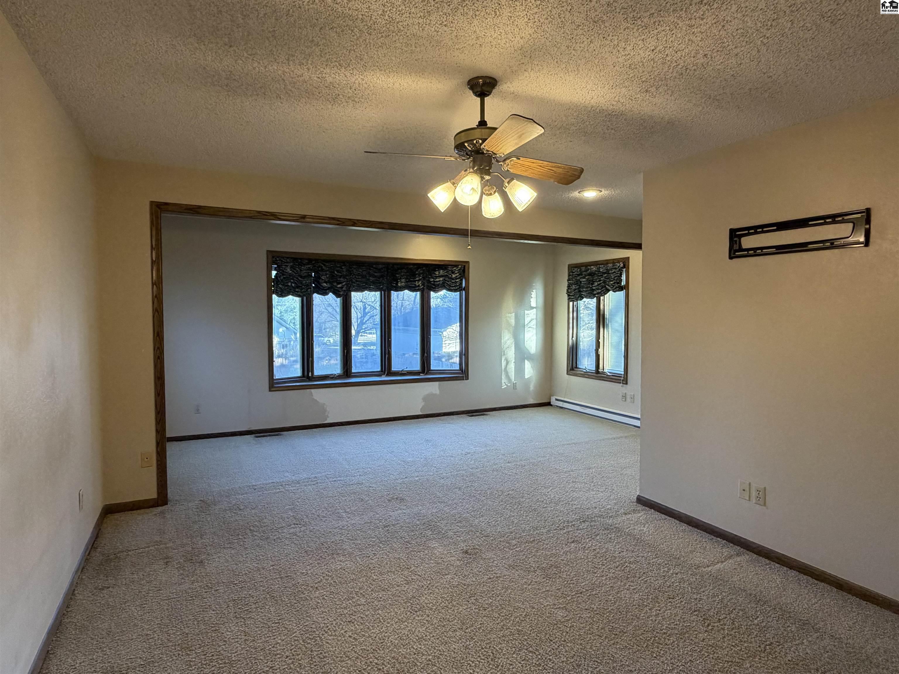 1224 Countryside Drive Mcpherson KS 67460