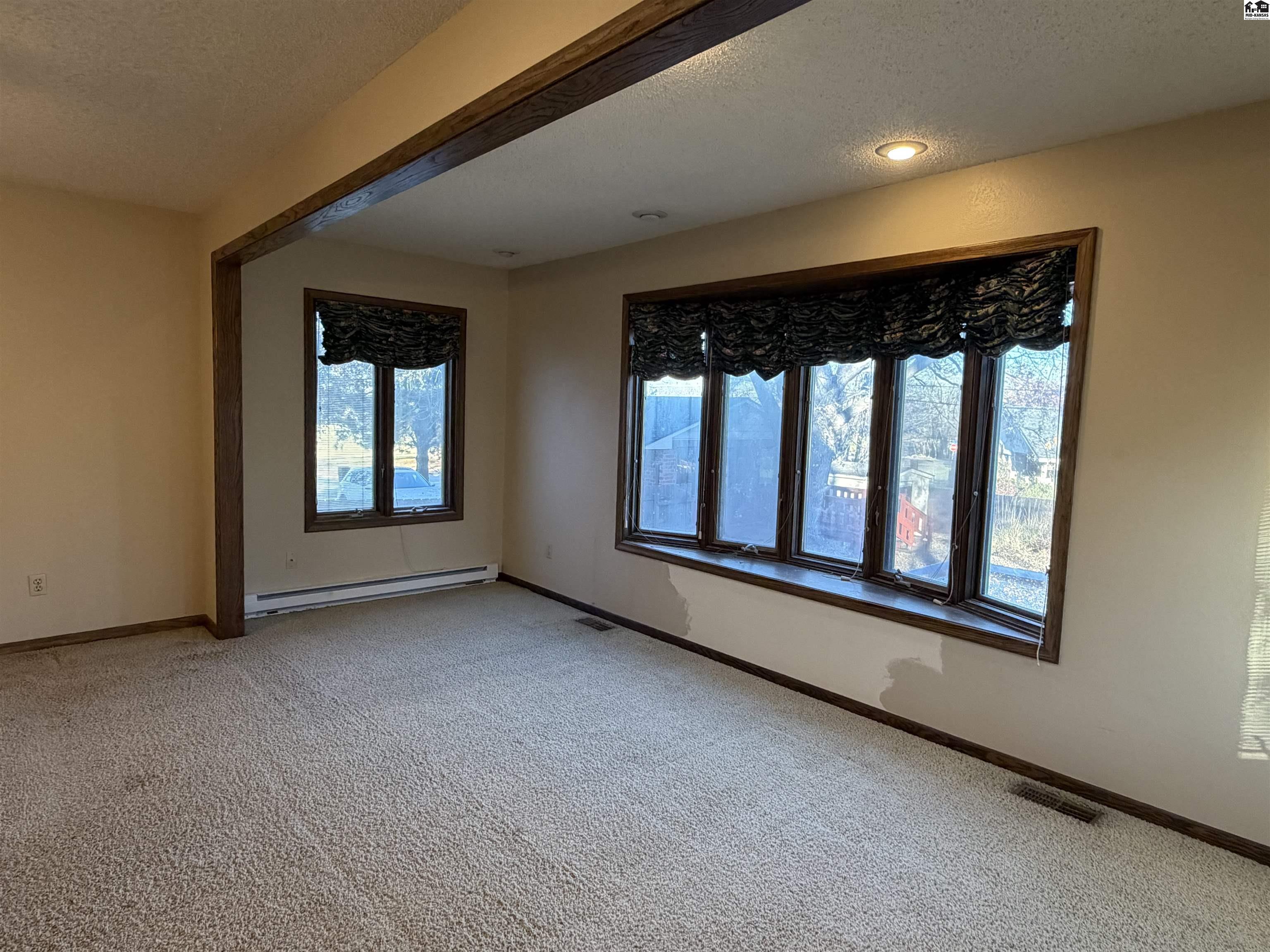 1224 Countryside Drive Mcpherson KS 67460