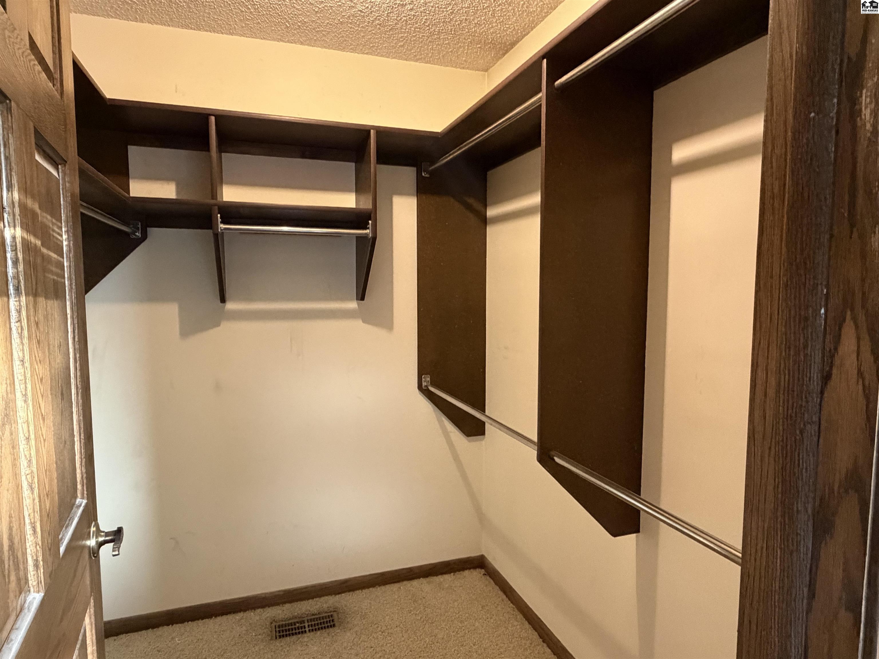 1224 Countryside Drive Mcpherson KS 67460