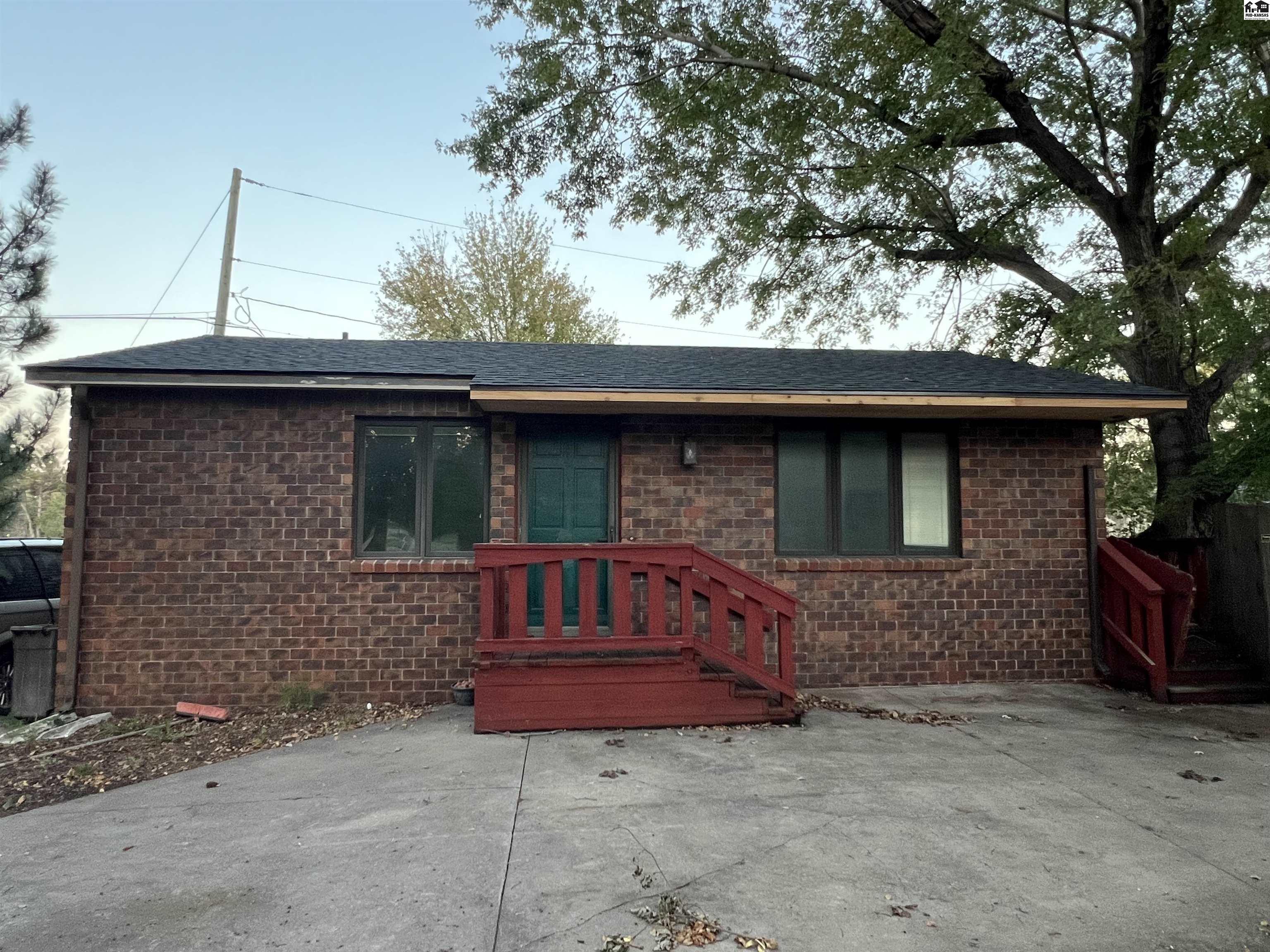 1224 Countryside Drive Mcpherson KS 67460