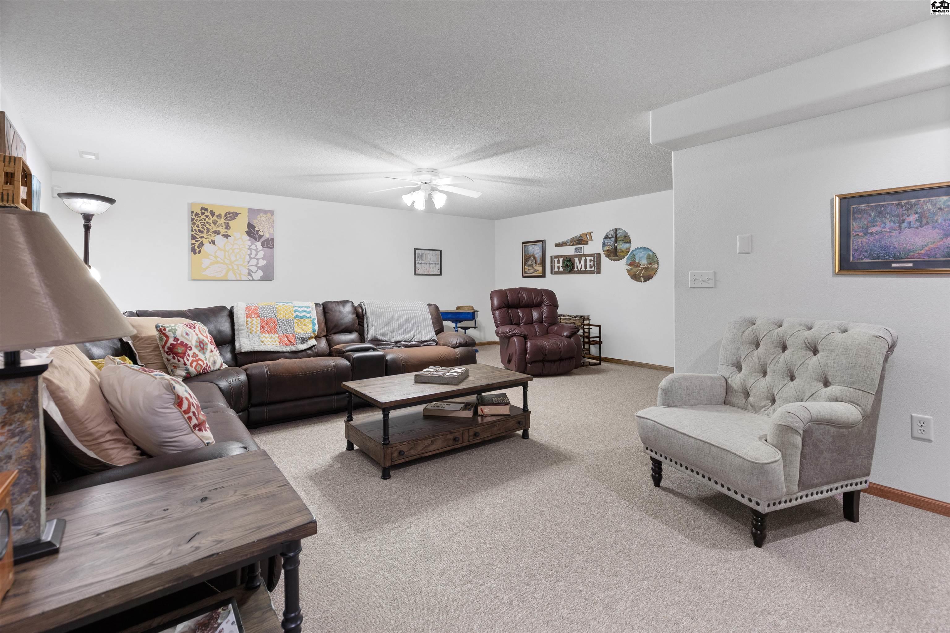 329 Kisiwa Village Road Hutchinson KS 67502