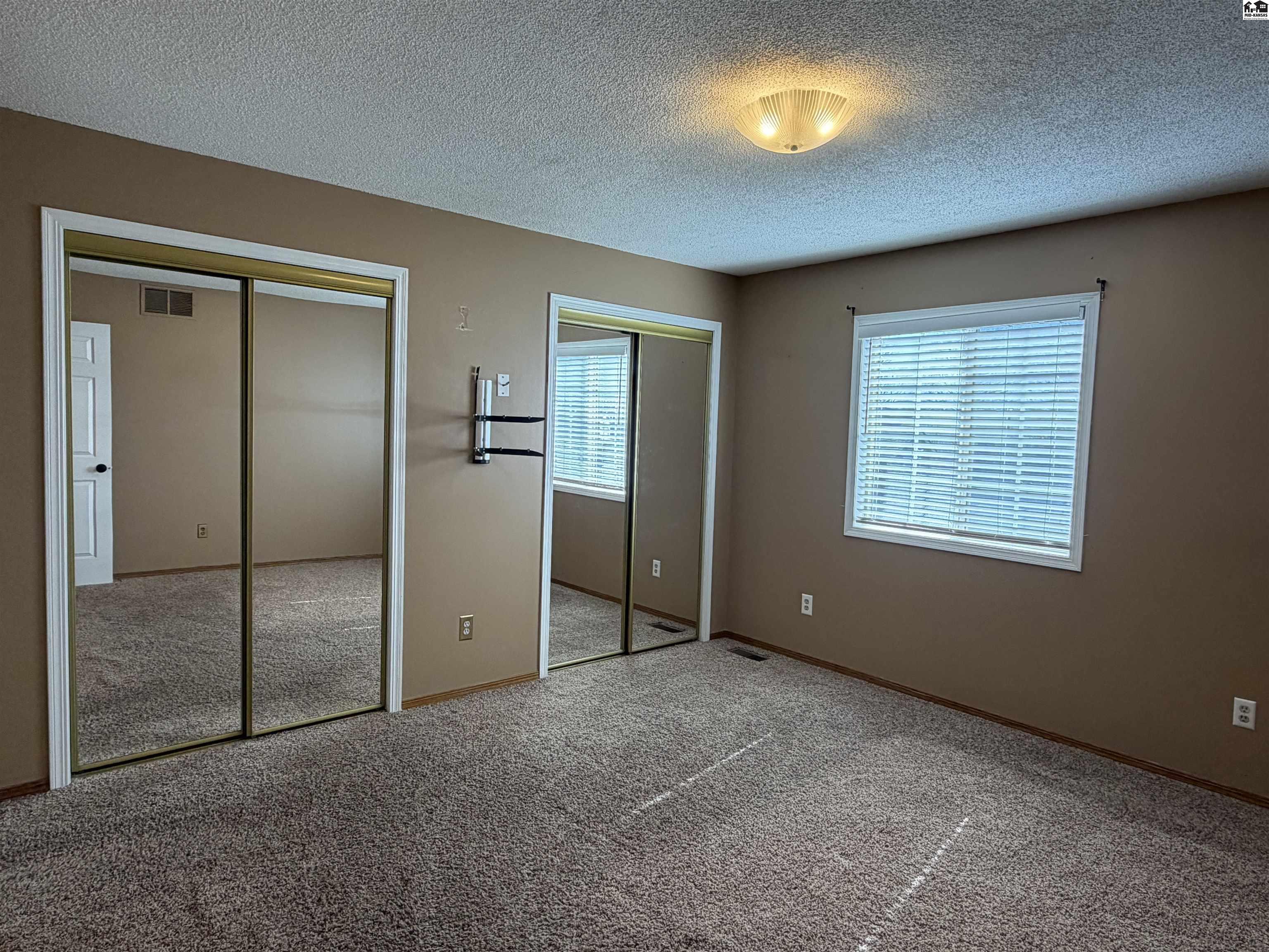 623 Oxford Drive Mcpherson KS 67460
