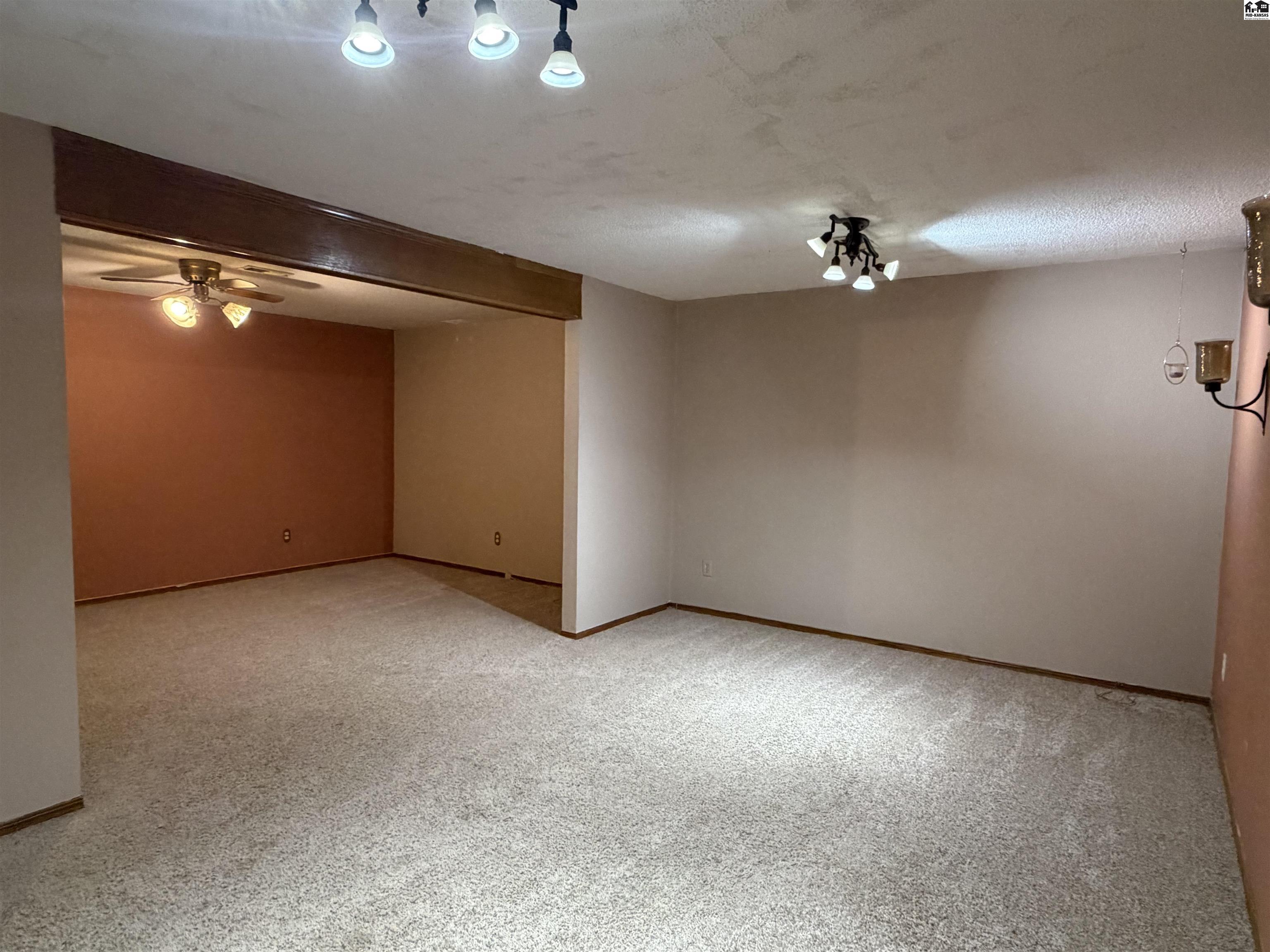 623 Oxford Drive Mcpherson KS 67460