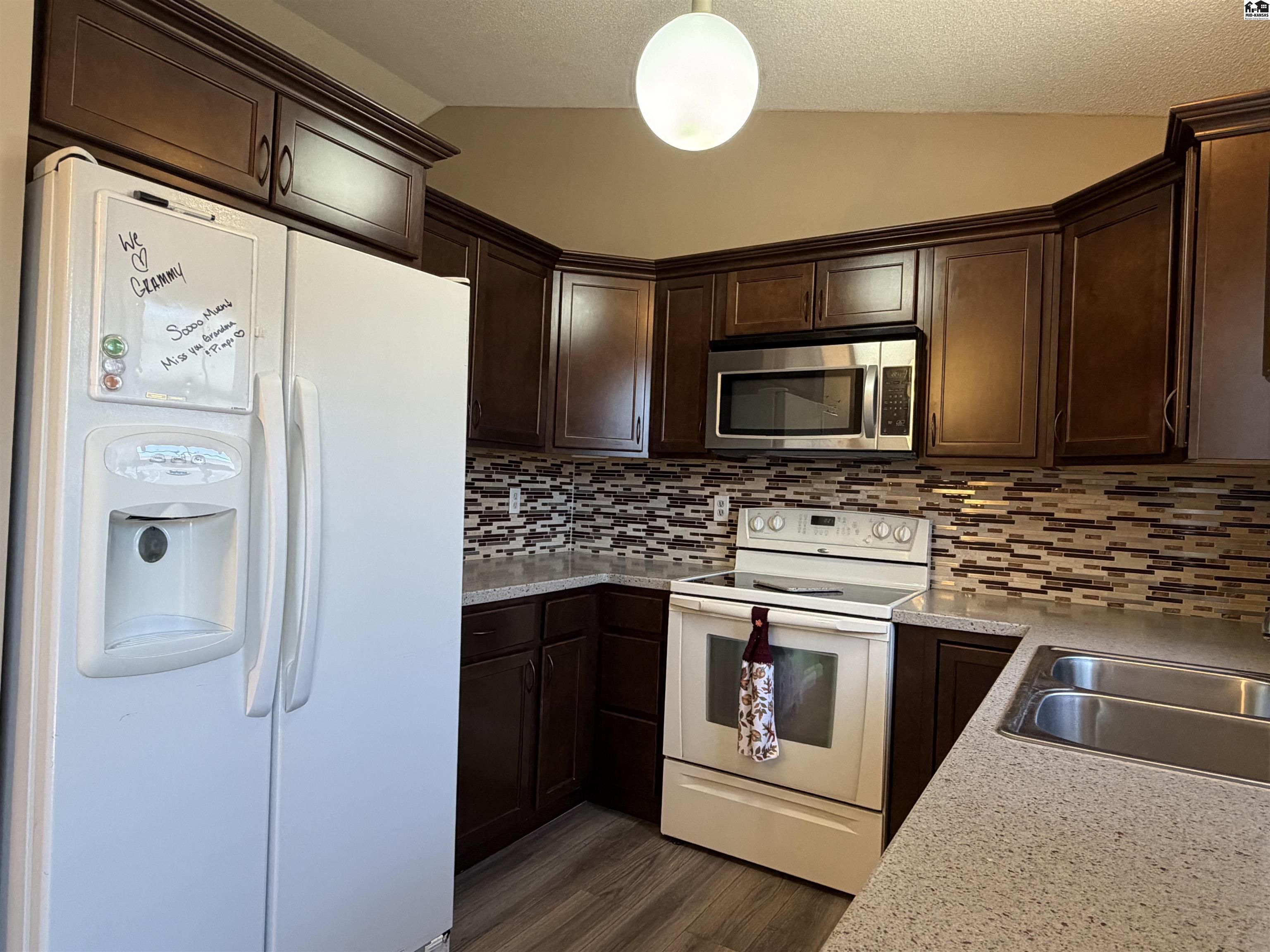 623 Oxford Drive Mcpherson KS 67460