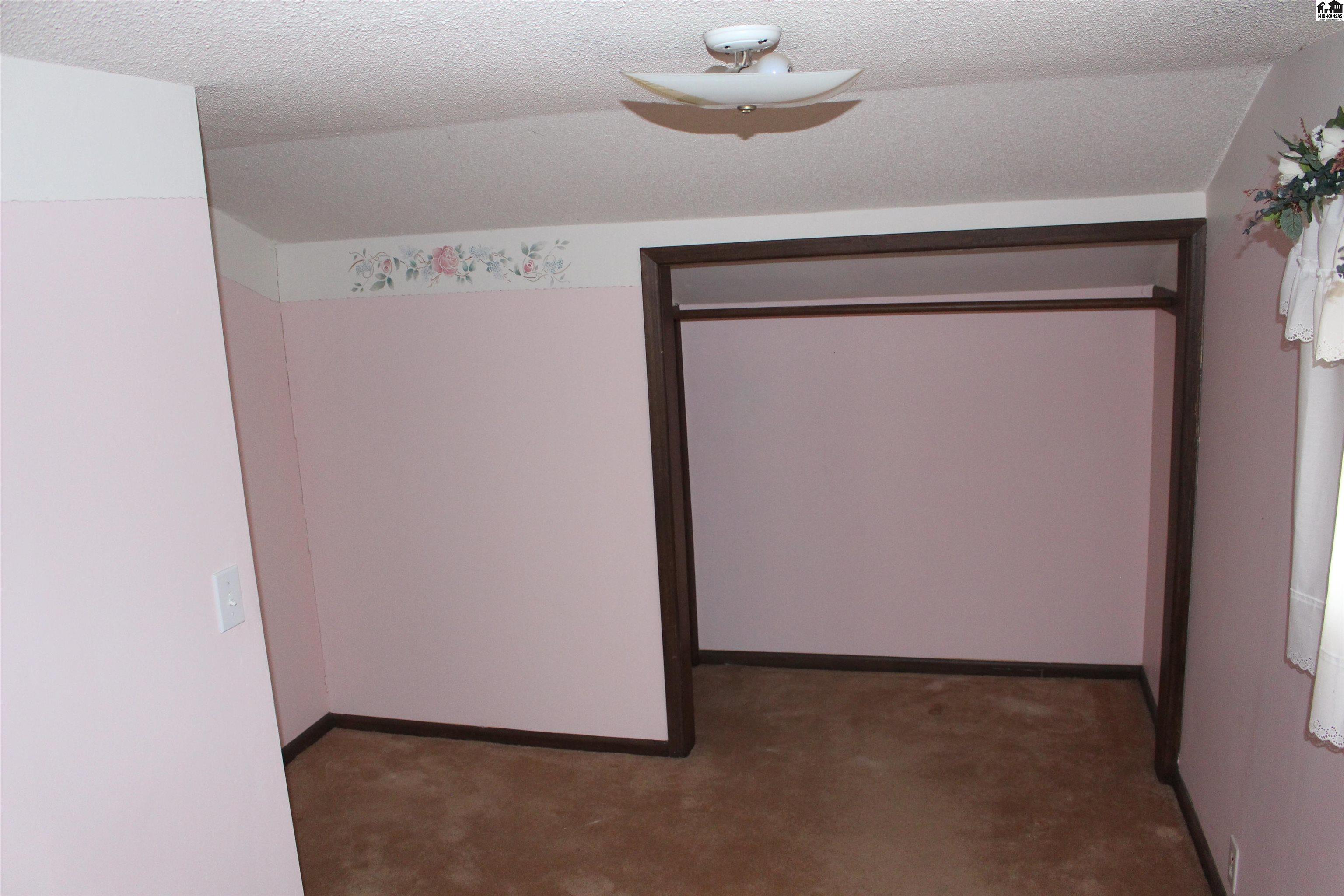 2120 Strassburg Street Marion KS 66861