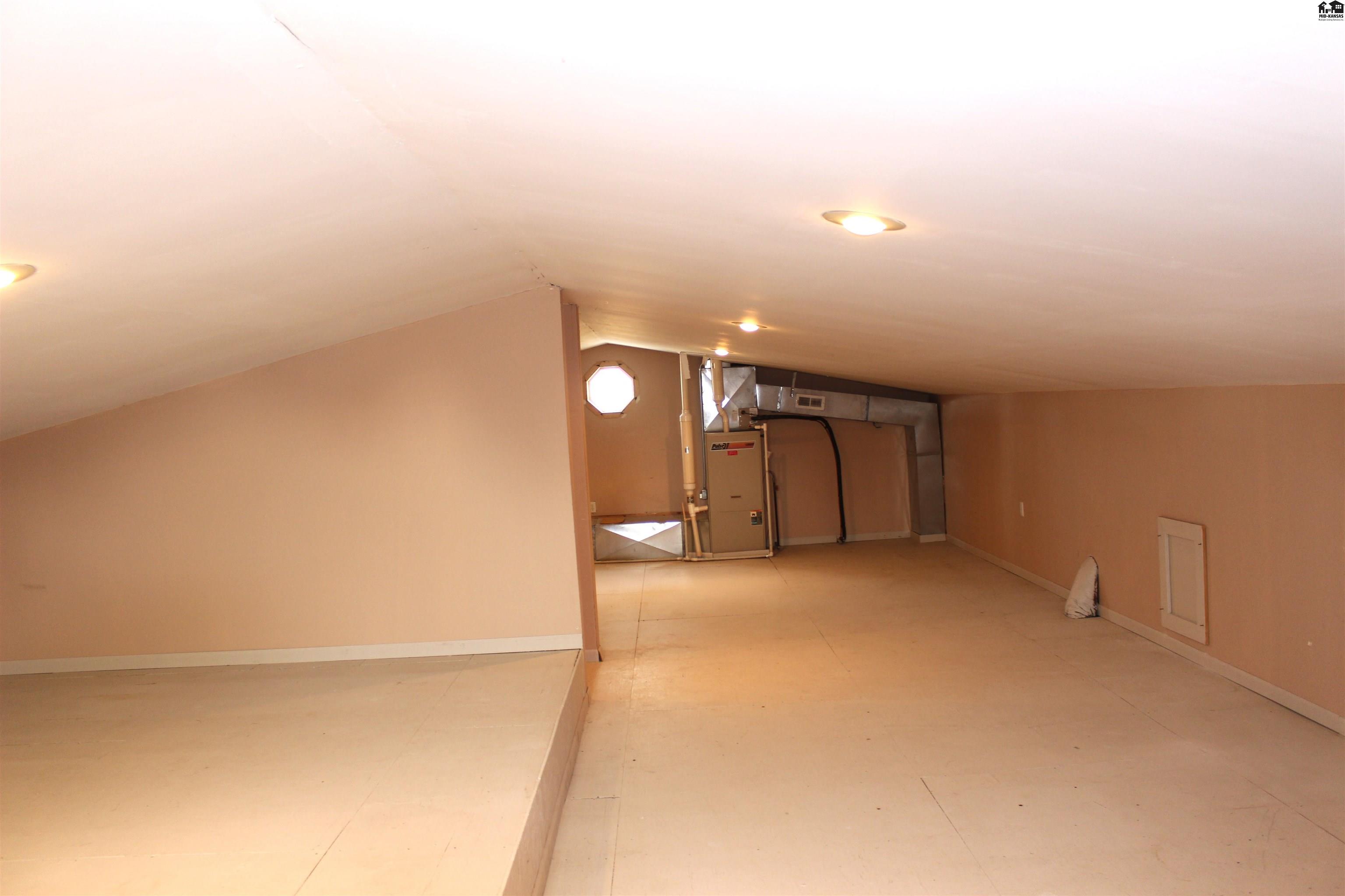 2120 Strassburg Street Marion KS 66861