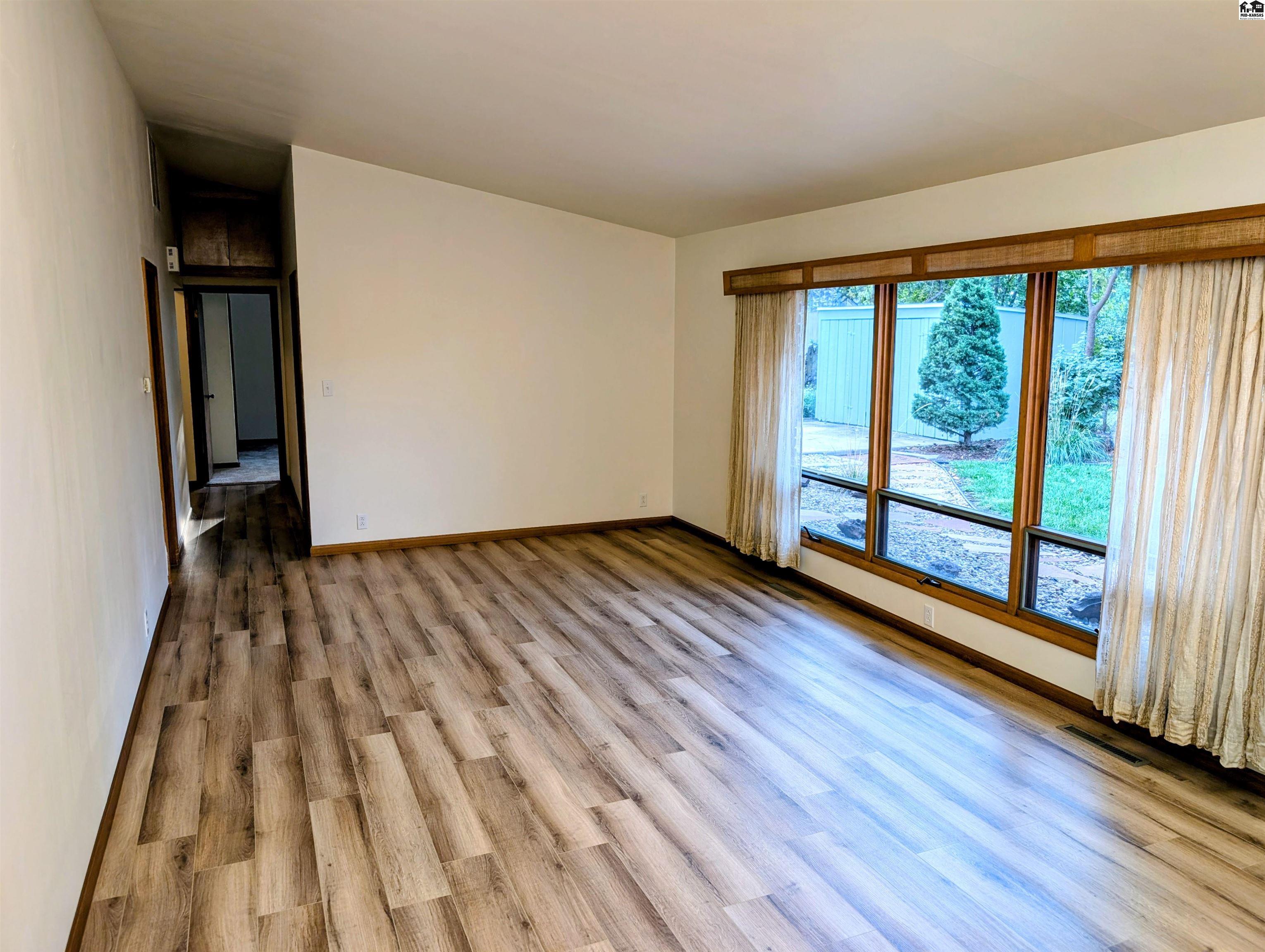 2314 N Jackson Street Hutchinson KS 67502