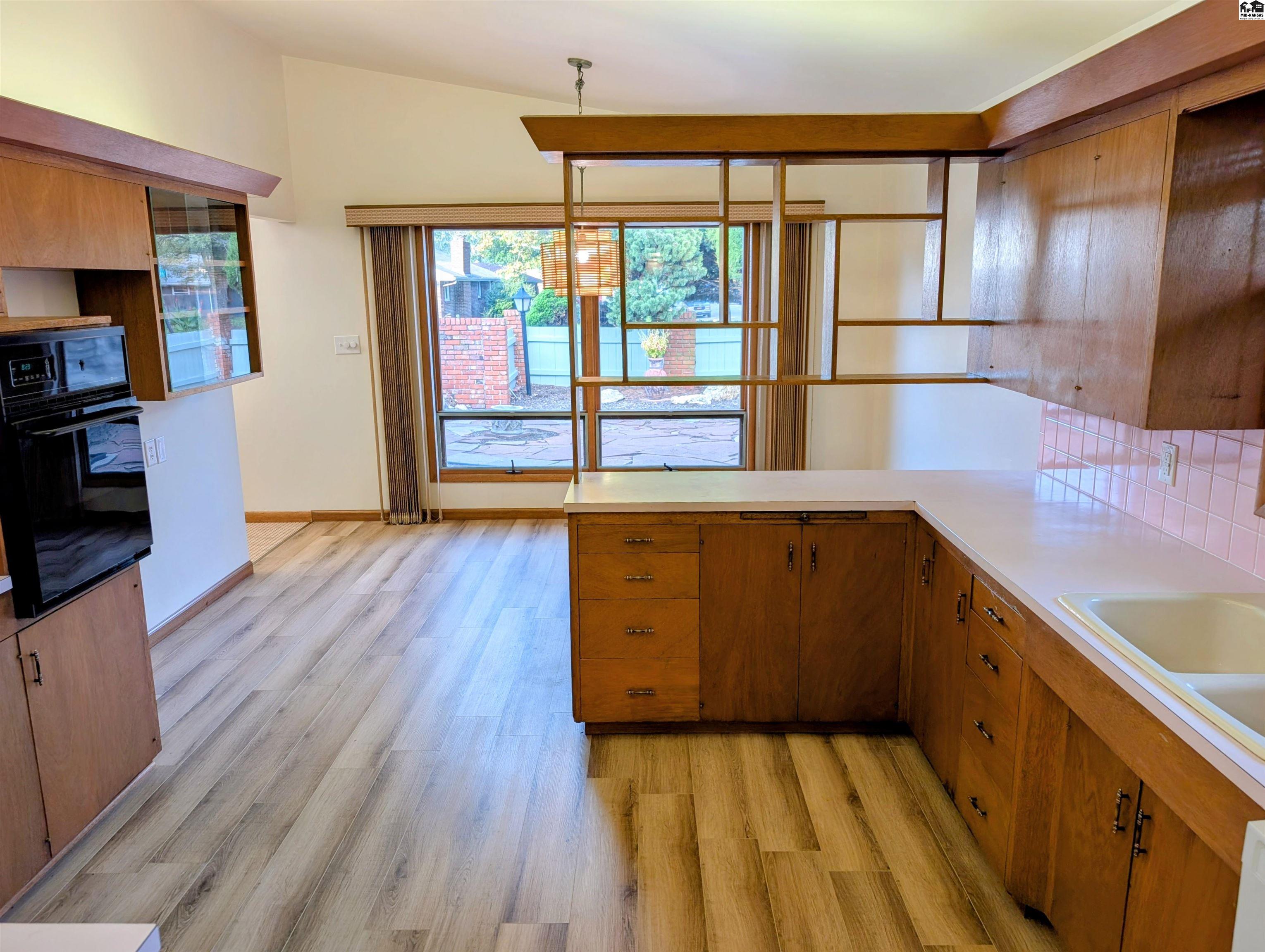 2314 N Jackson Street Hutchinson KS 67502