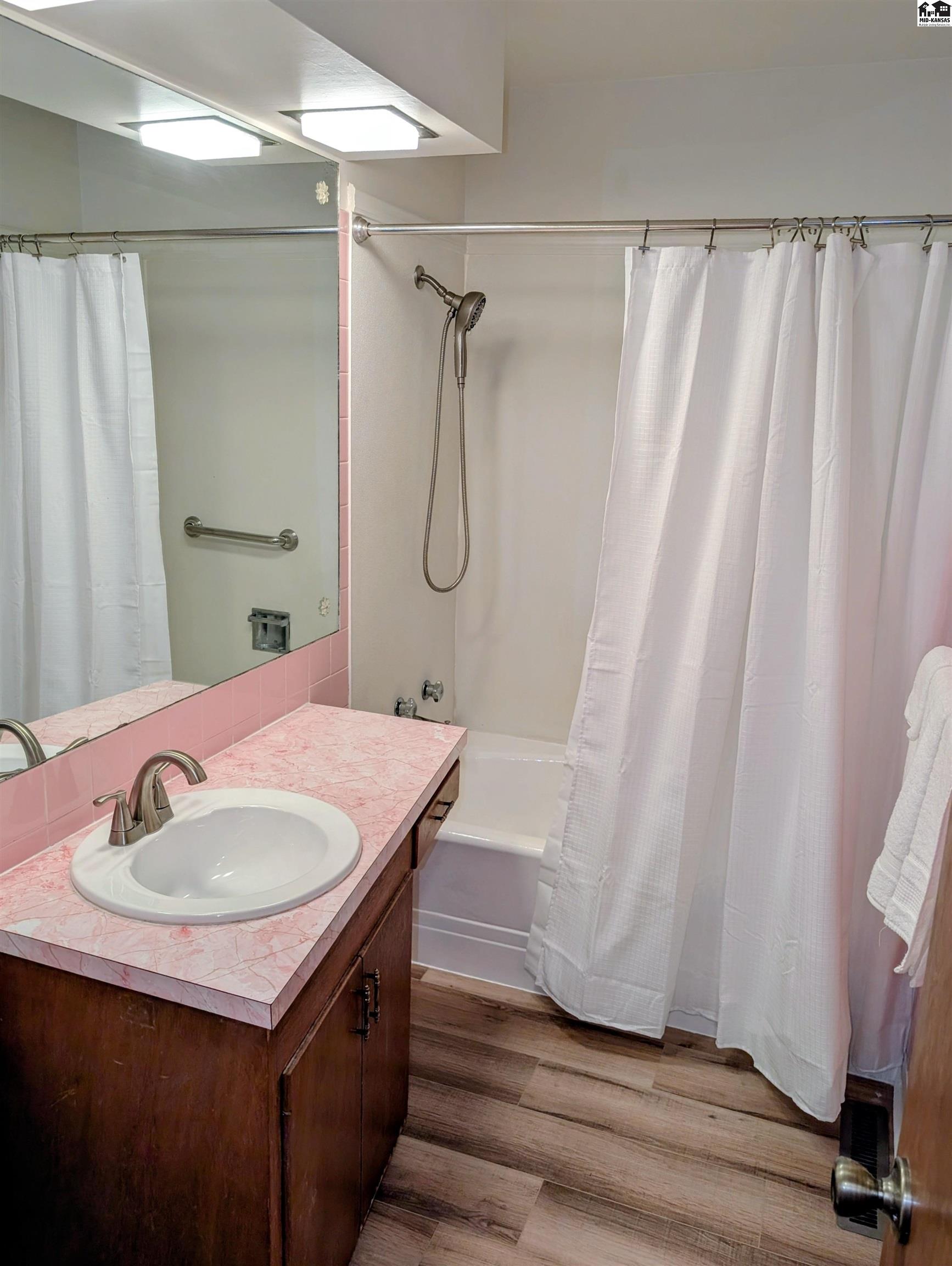 2314 N Jackson Street Hutchinson KS 67502