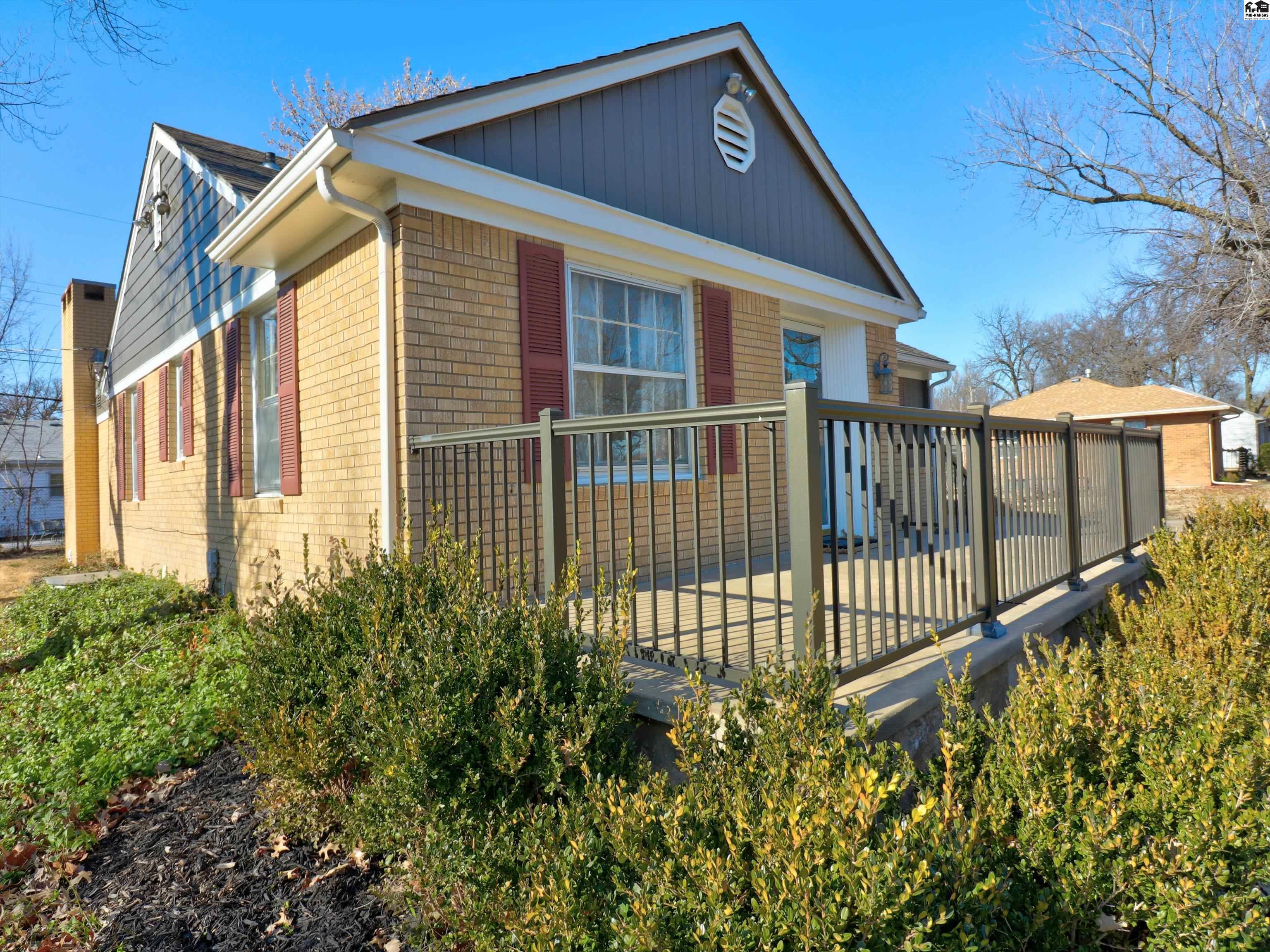 805 Columbus Avenue Newton KS 67114